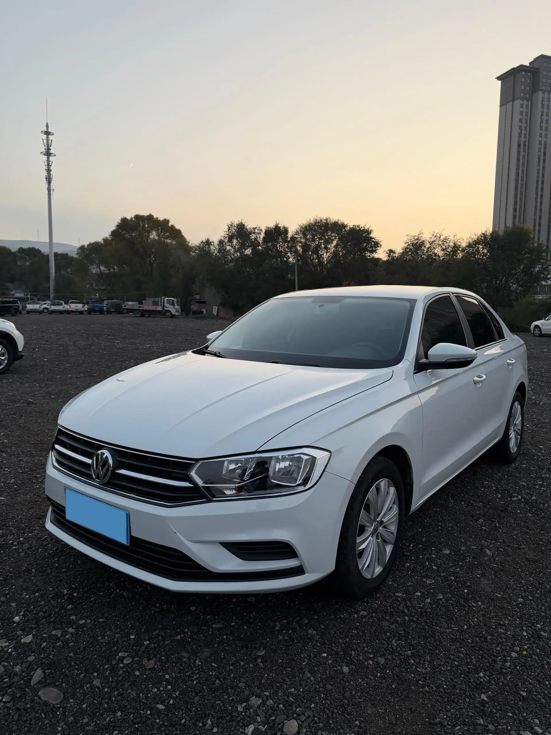 2019 VOLKSWAGEN BORA view 1