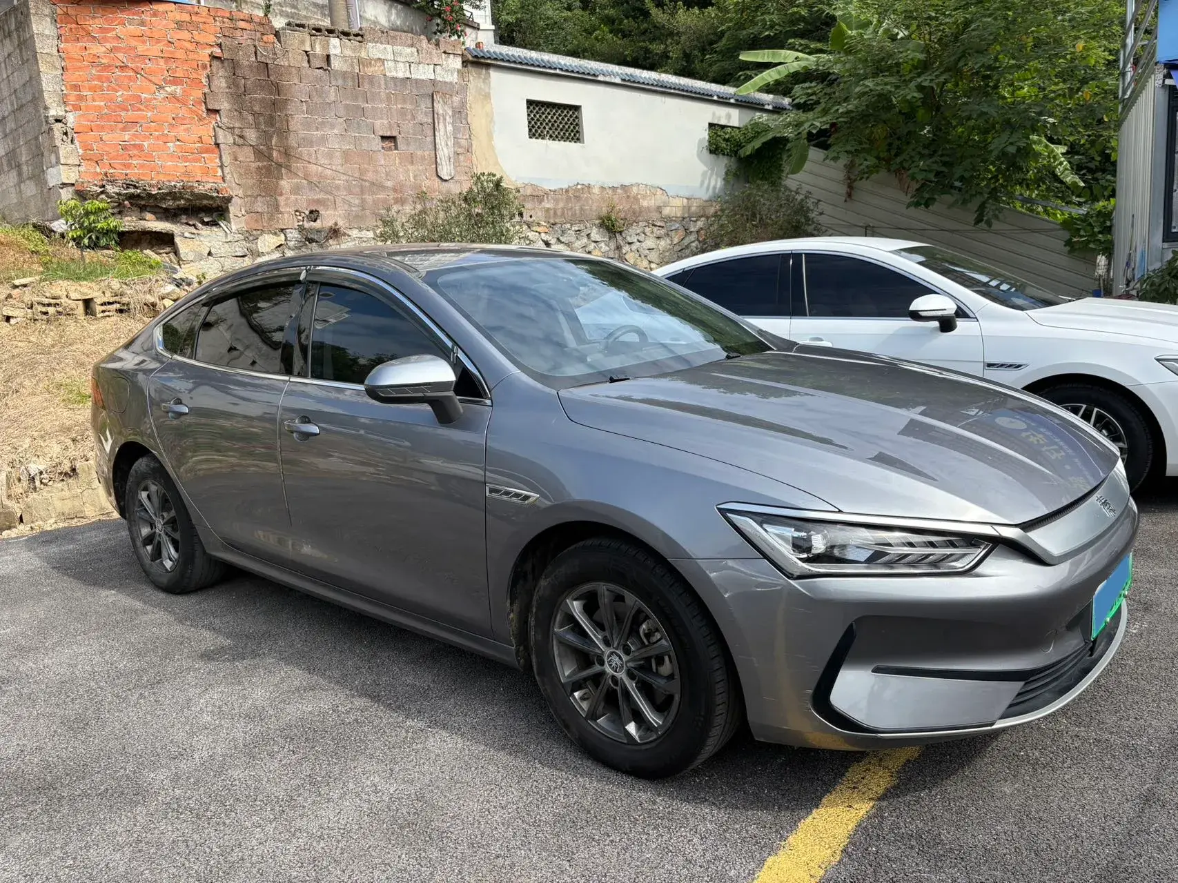 2021 BYD QIN thumbnail 3