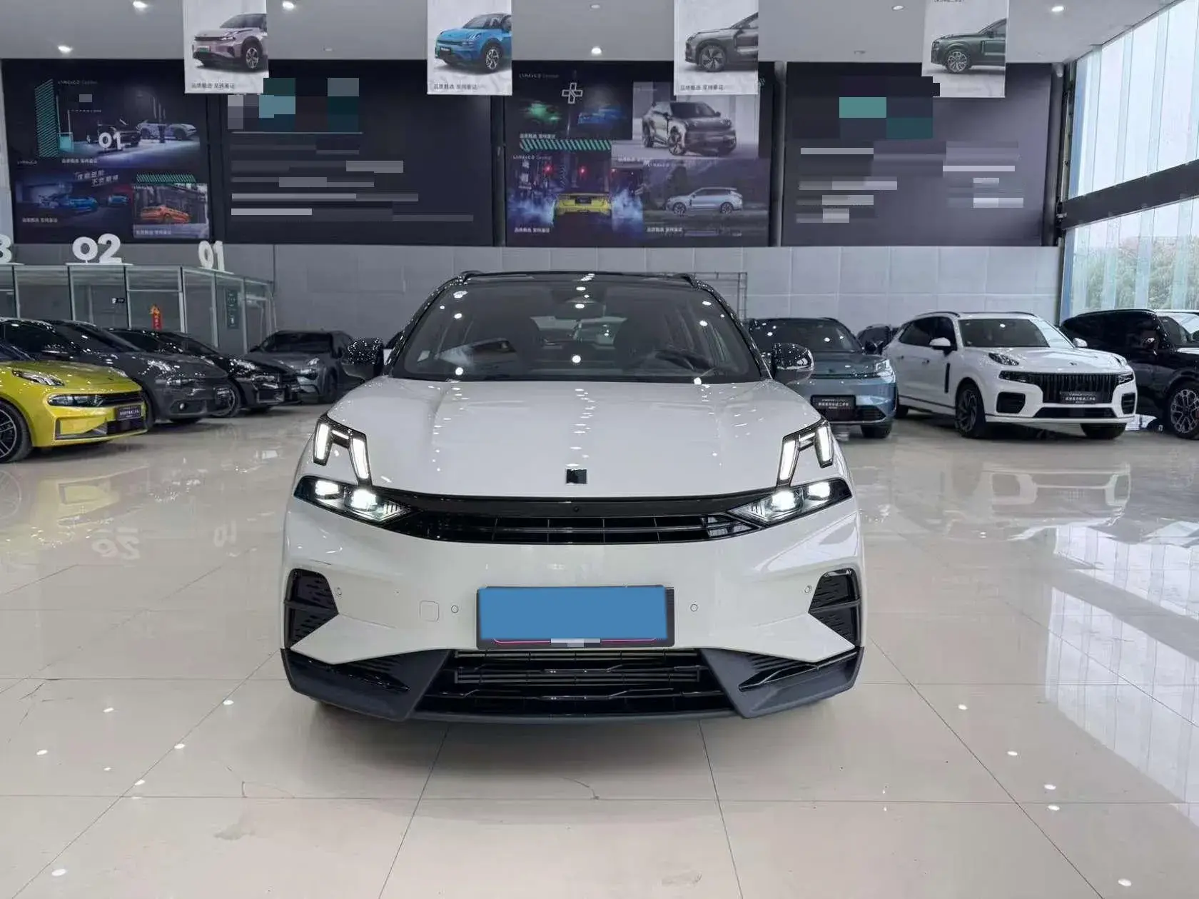 2025 LYNK&CO 06 thumbnail 2