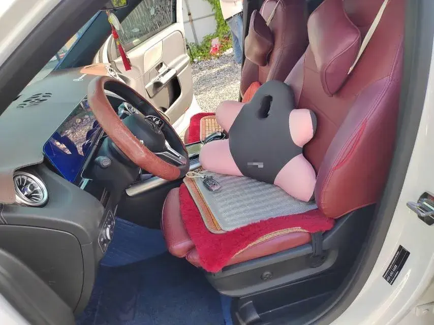 2023 MERCEDES-BENZ GLA thumbnail 2