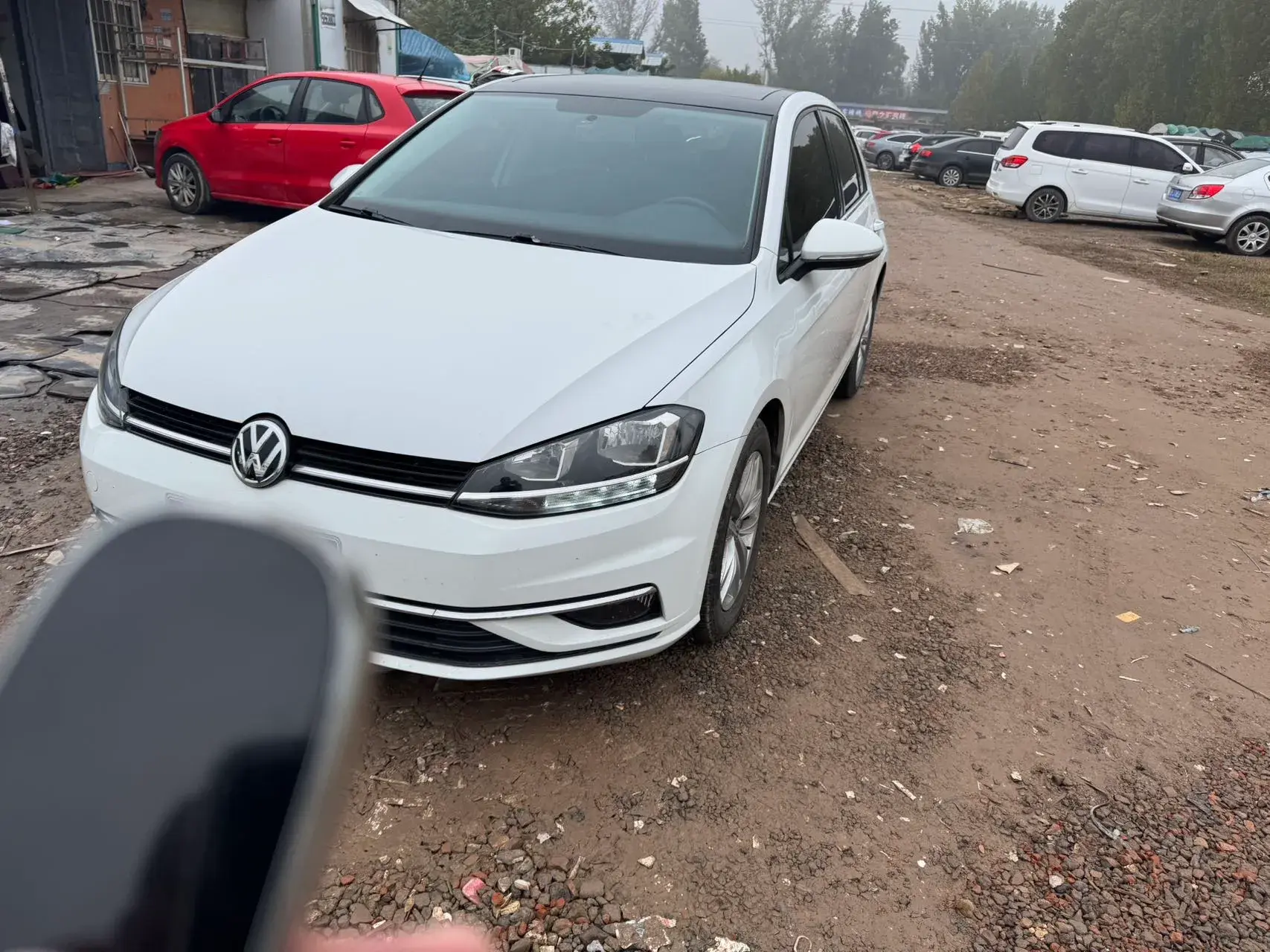 2018 VOLKSWAGEN GOLF view 1