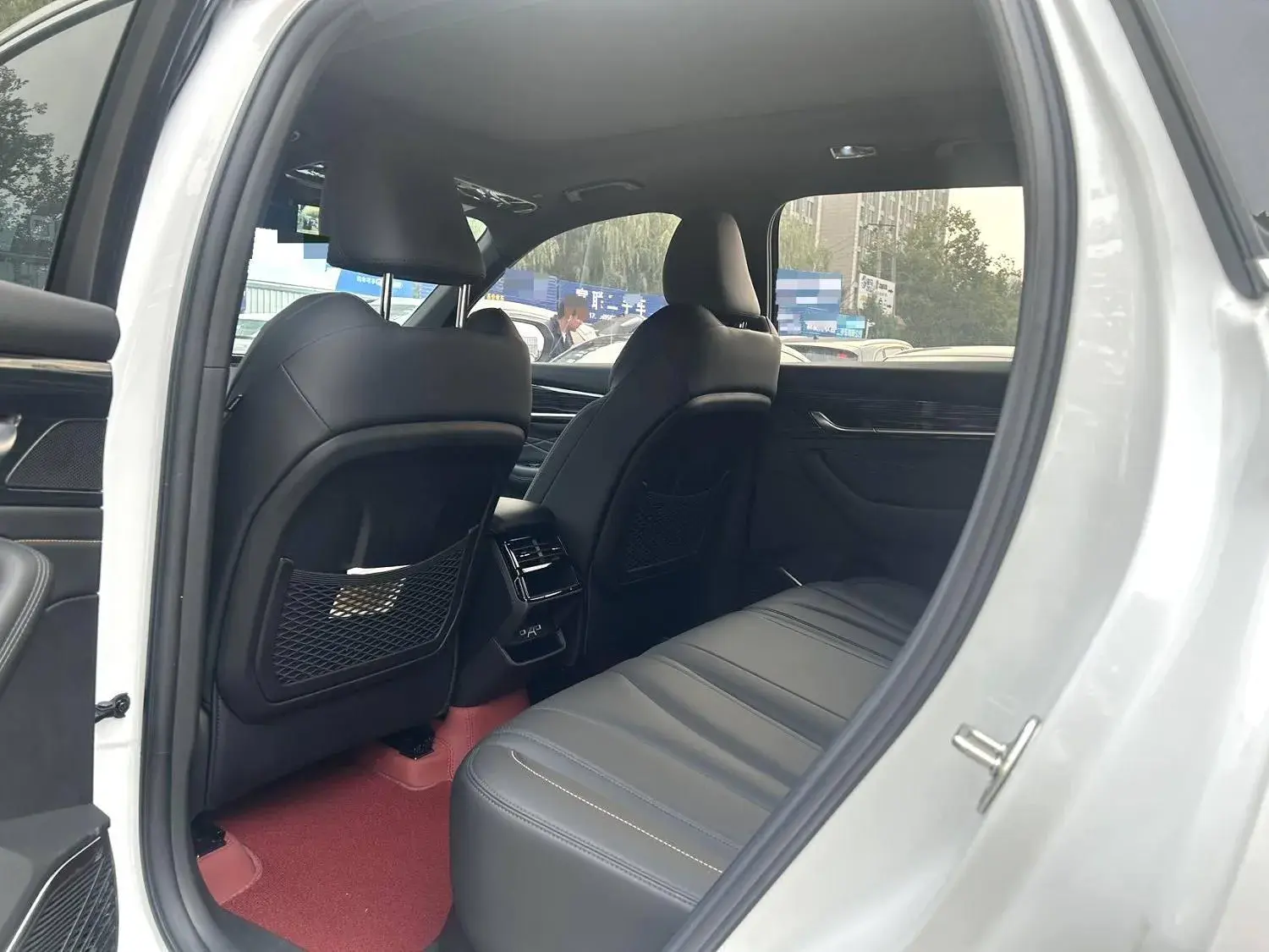 2024 GEELY MONJARO thumbnail 3