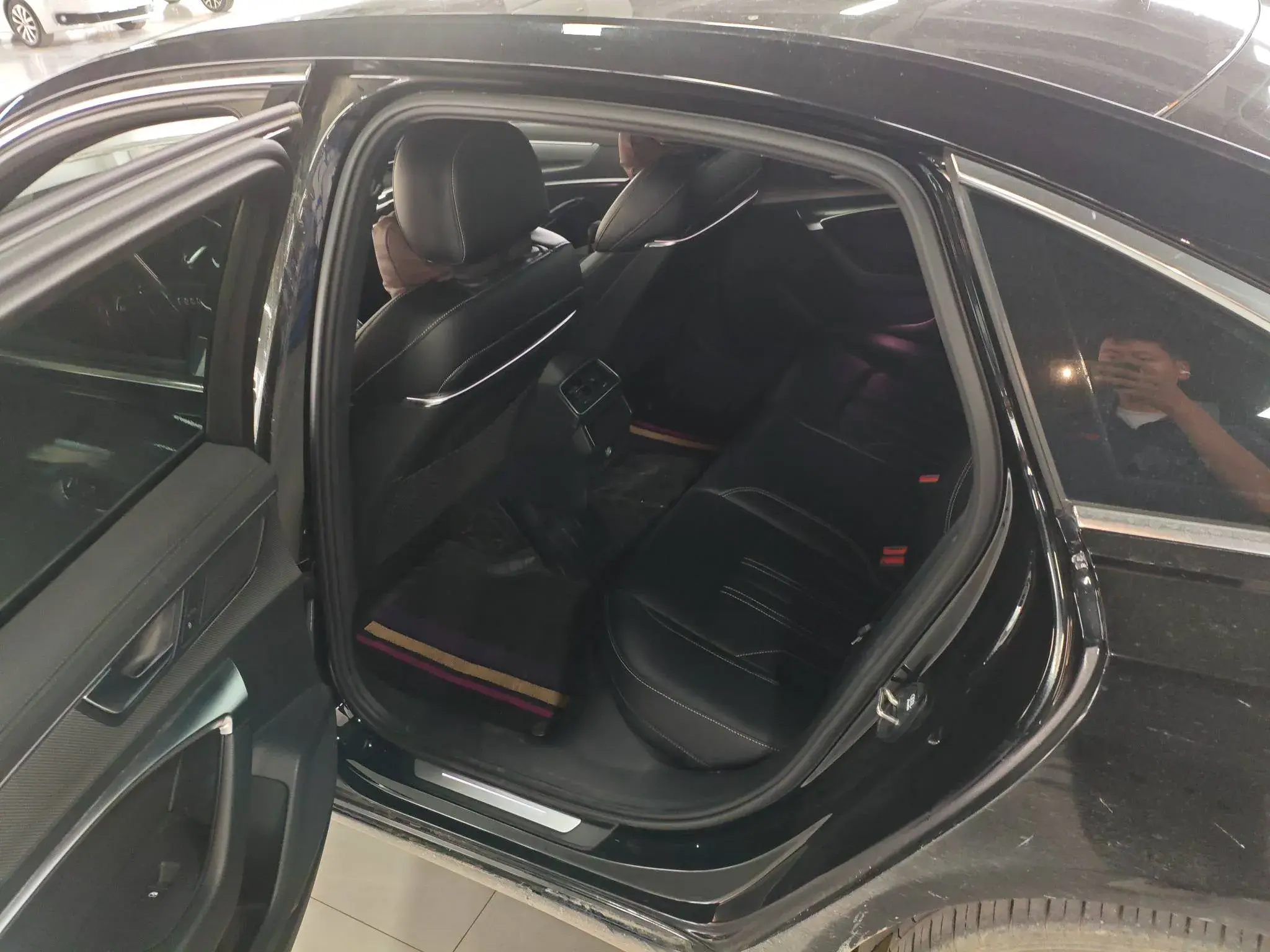 2021 AUDI A6L thumbnail 4