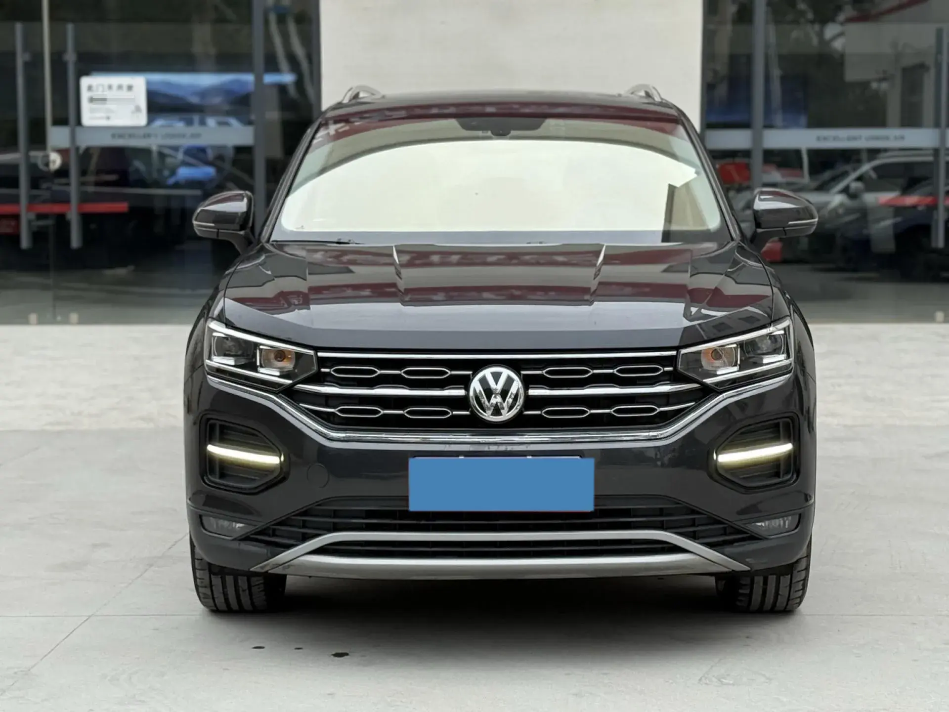 2019 VOLKSWAGEN TAYRON thumbnail 2