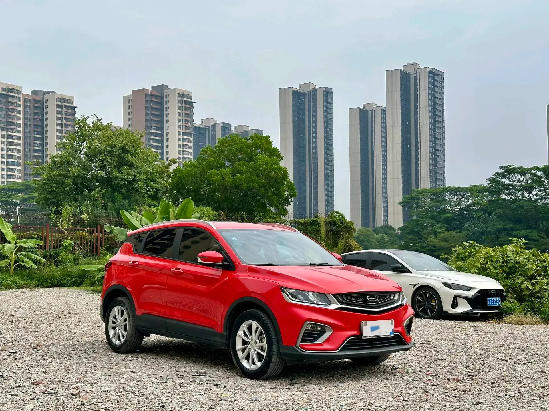 2020 GEELY COOLRAY thumbnail 2