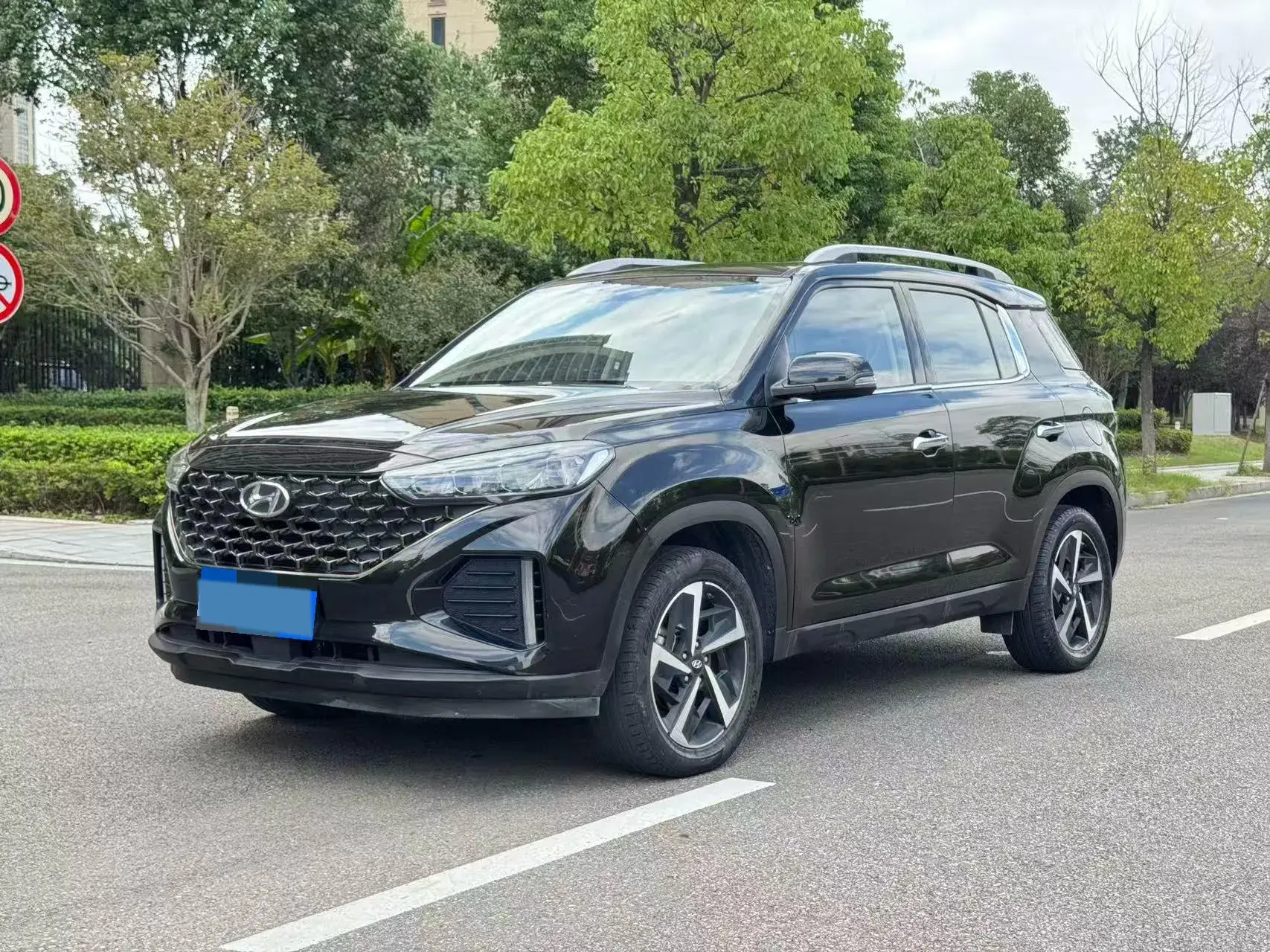 2021 HYUNDAI IX35 view 1