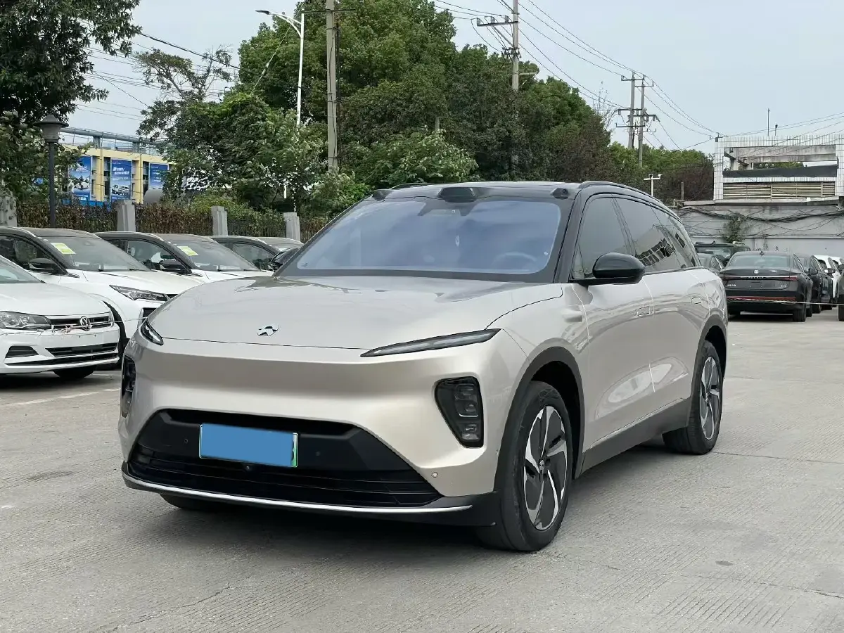 2023 NIO ES8 BEV 75KWH