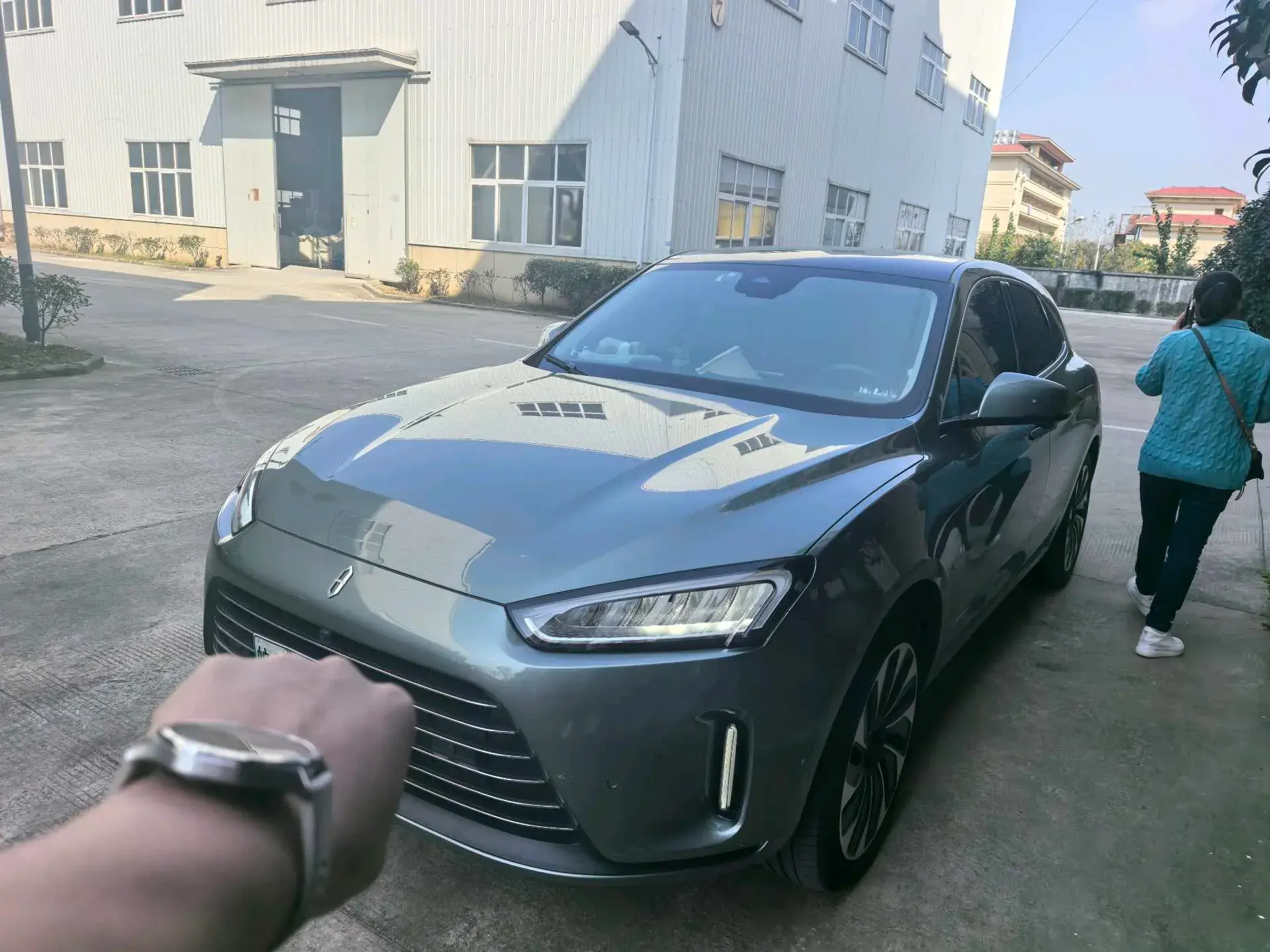 2022 AITO AITO view 1