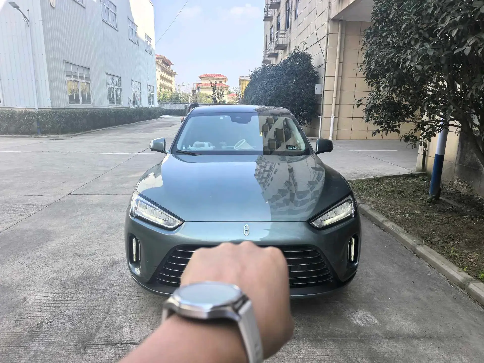 2022 AITO AITO thumbnail 2