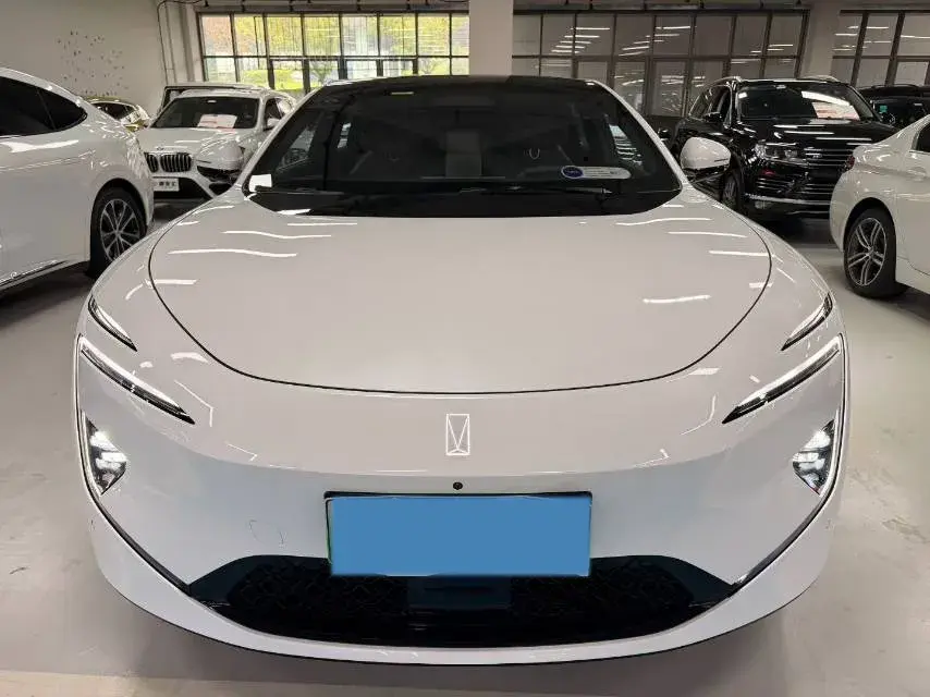 2025 AVATR 12 thumbnail 2