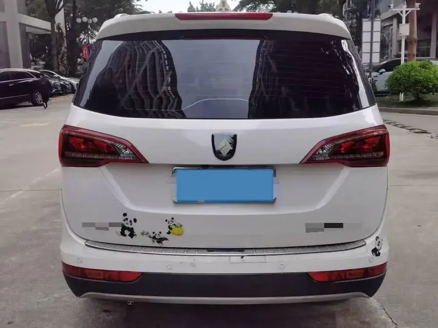 2019 BAOJUN 730 thumbnail 4