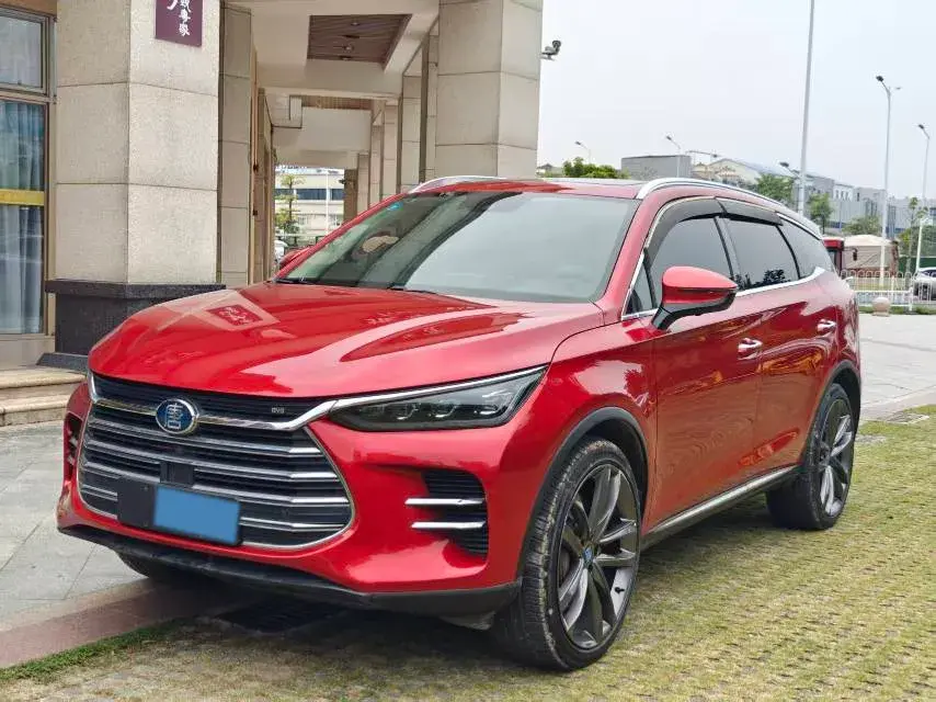 2019 BYD TANG view 1