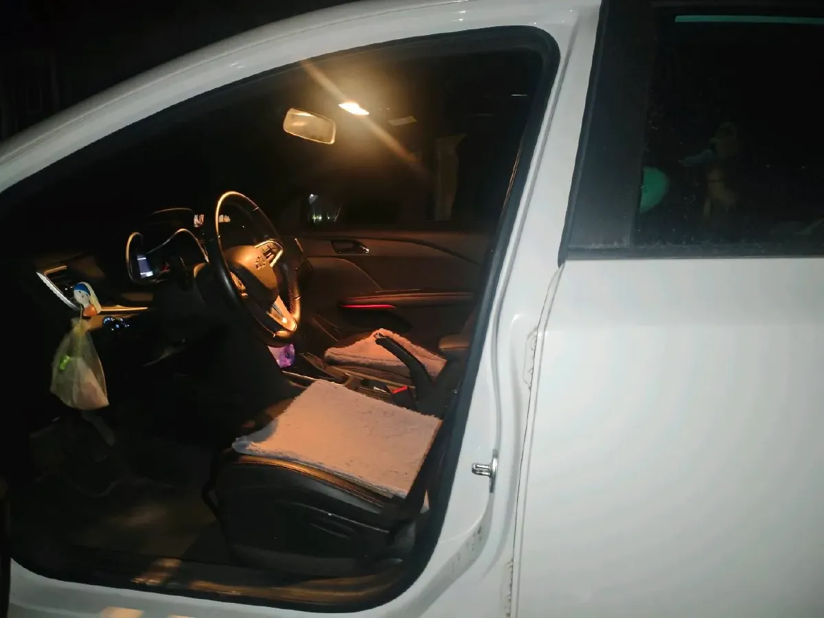 2020 Chevrolet Monza 1.3T 163HP L3 6AT,autocango,china used car exporter,china ev exporter,chinese used car exporter,chinese used ev exporter