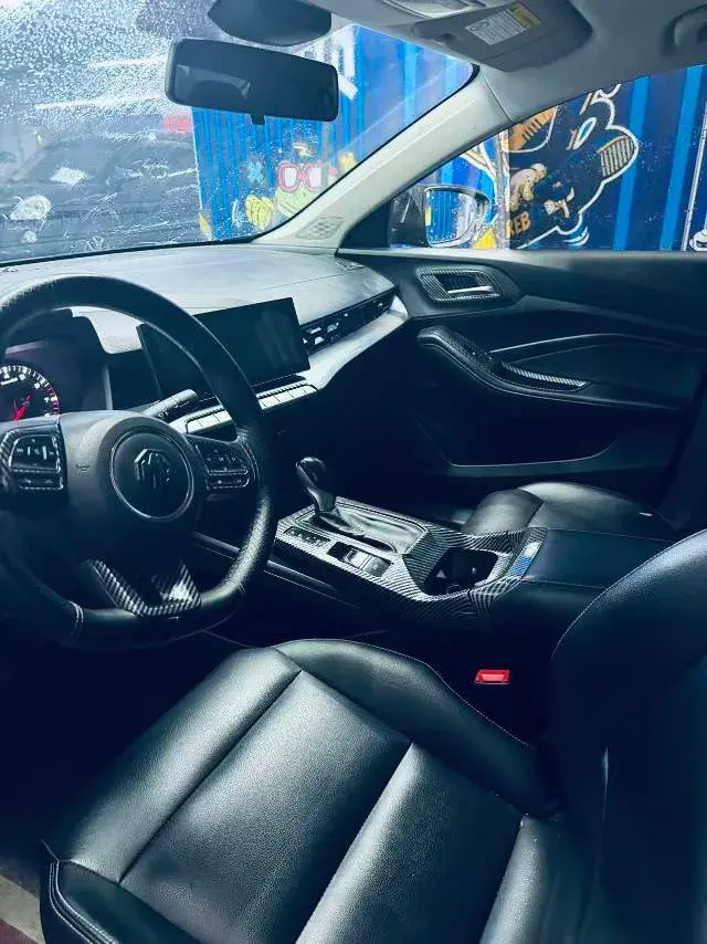 2021 MG 5 thumbnail 4