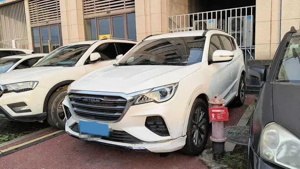 2020 JETOUR X70 view 1