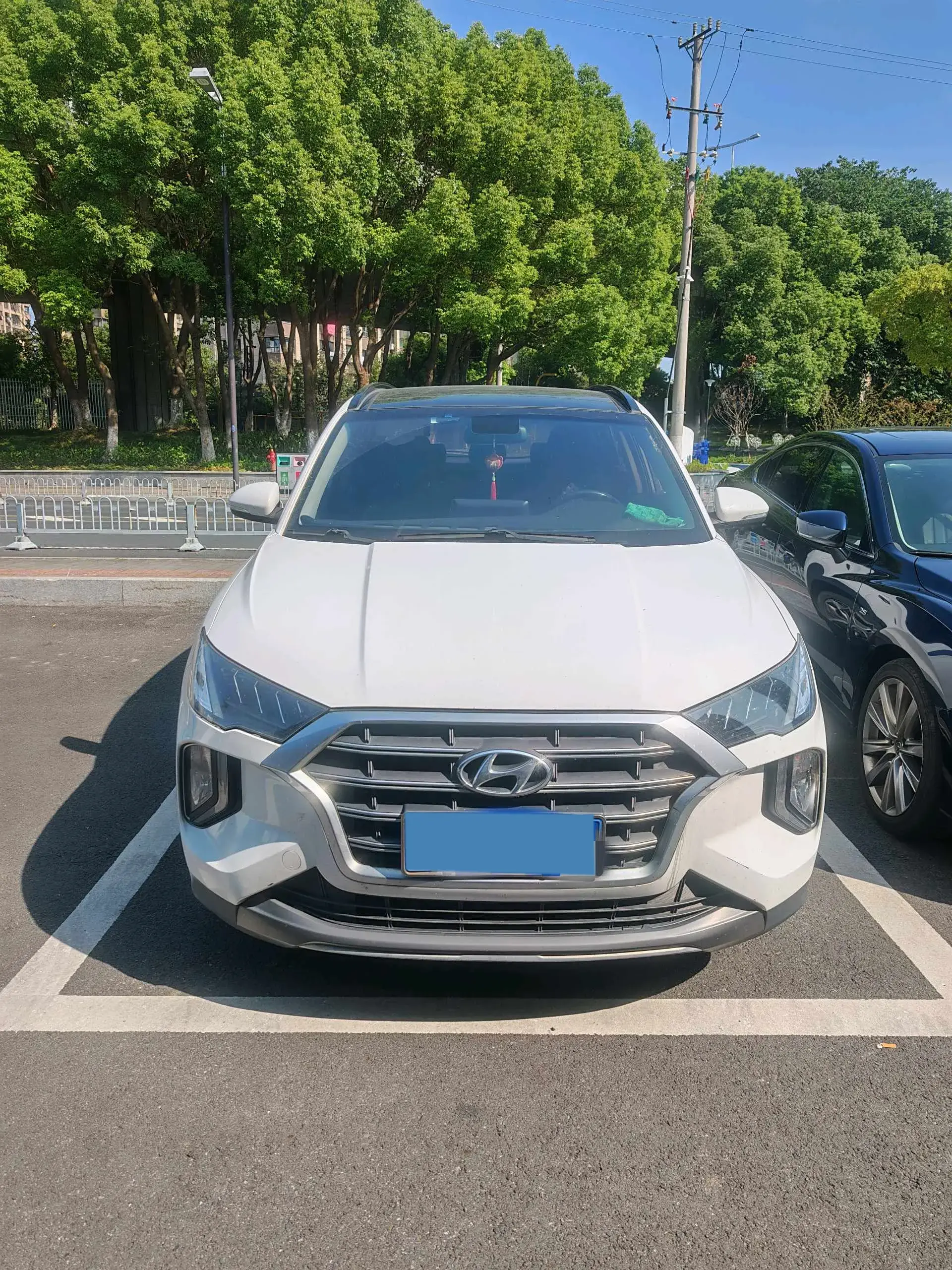 2019 HYUNDAI TUCSON thumbnail 2