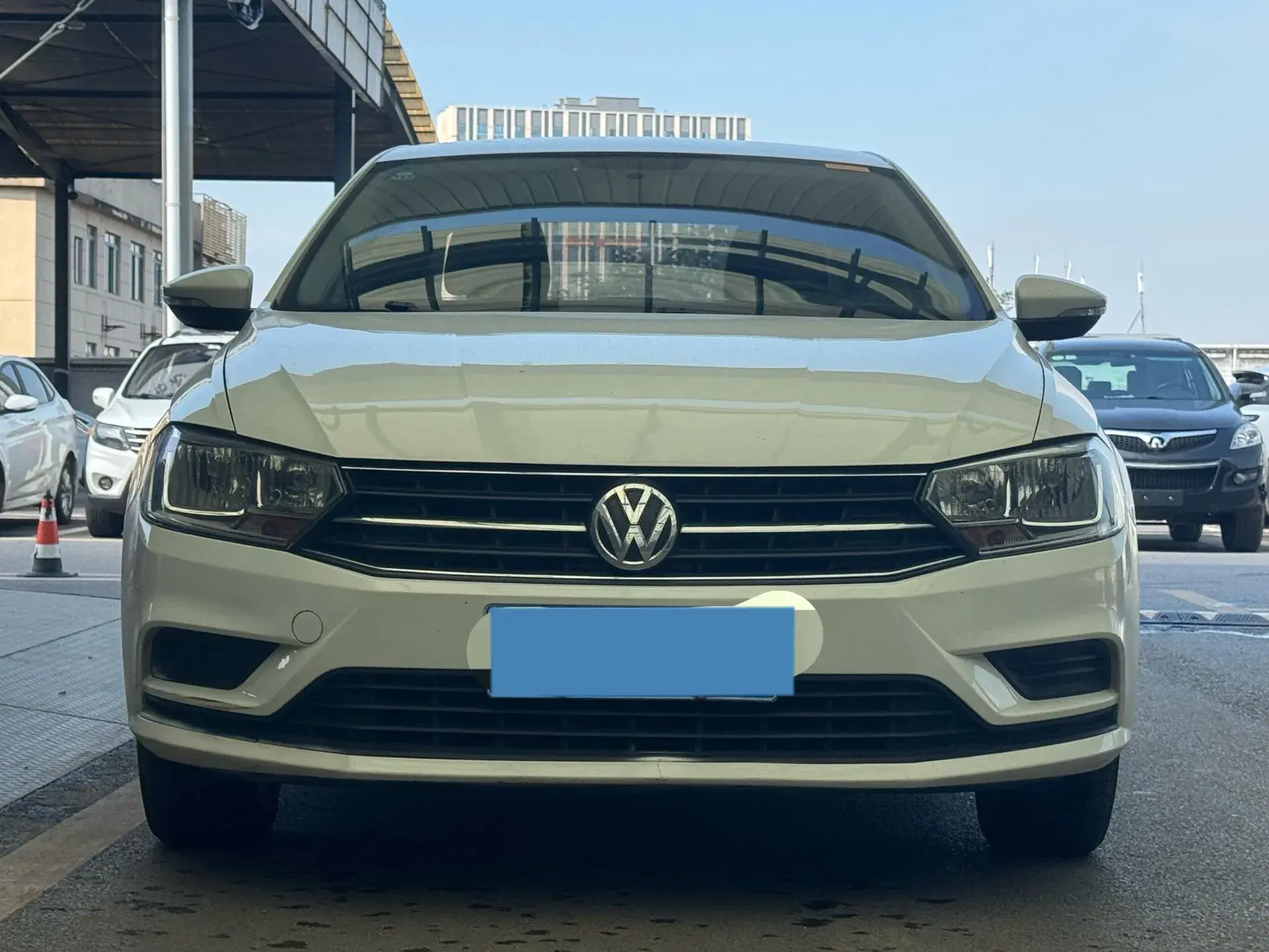 2018 VOLKSWAGEN BORA thumbnail 2