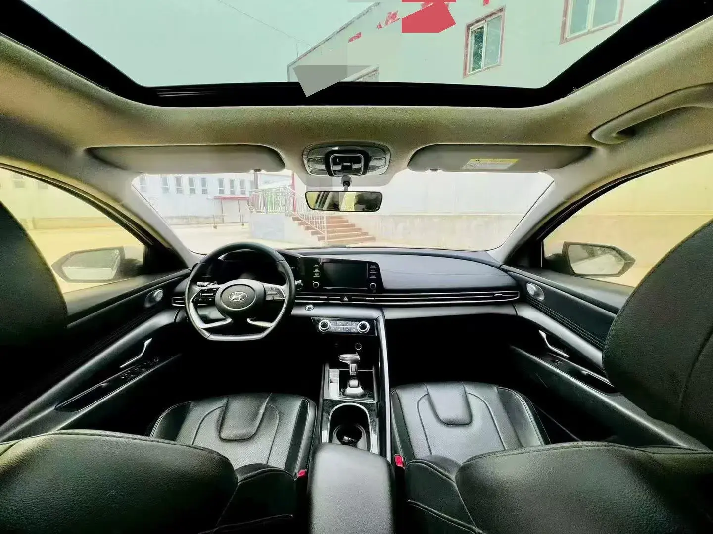 2021 HYUNDAI ELANTRA thumbnail 3