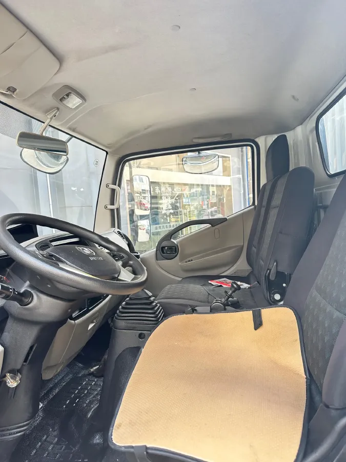 2015 Dongfeng DongFeng Pickup 2.4T 82HP L4 5MT,autocango,china used car exporter,china ev exporter,chinese used car exporter,chinese used ev exporter