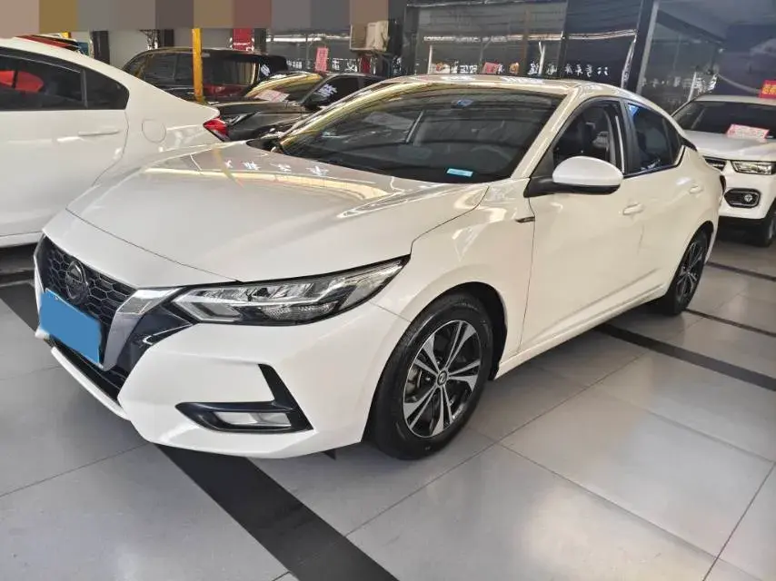 2021 NISSAN SYLPHY view 1