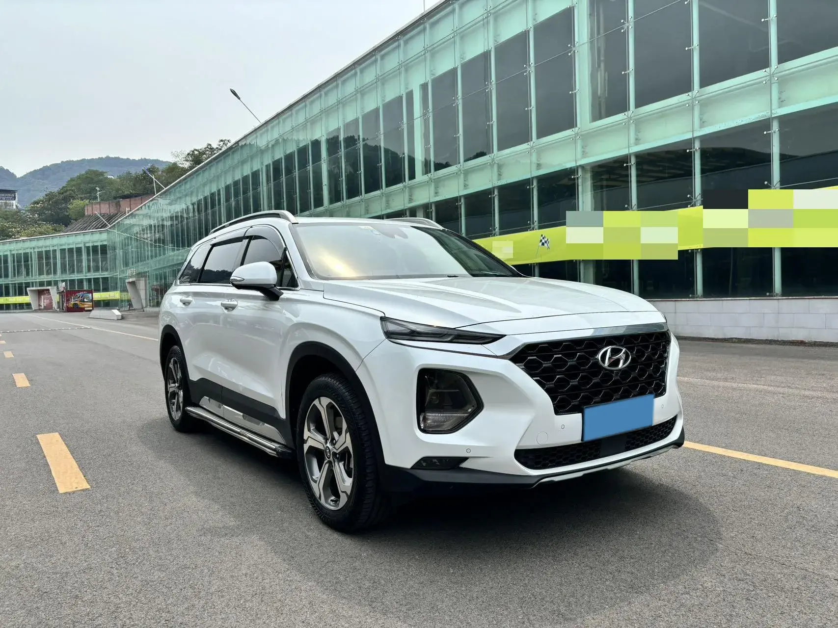 2019 HYUNDAI SANTAFE thumbnail 3