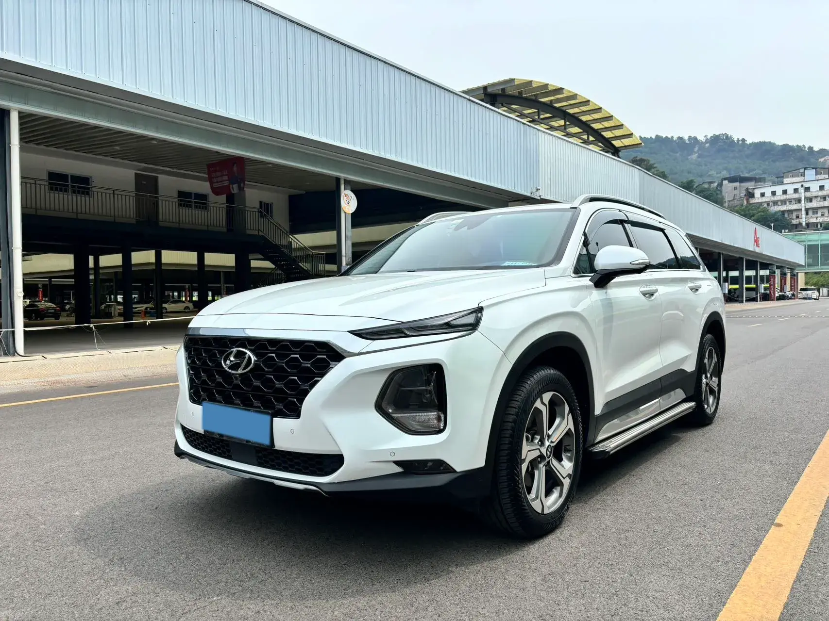 2019 HYUNDAI SANTAFE view 1