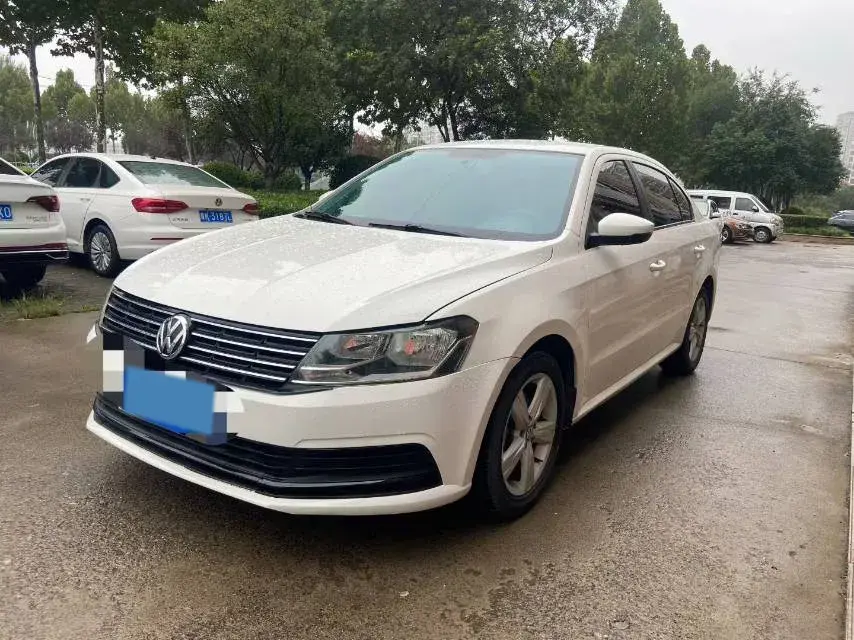 2019 VOLKSWAGEN LAVIDA view 1