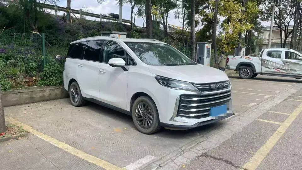 2023 MAXUS G50 thumbnail 3