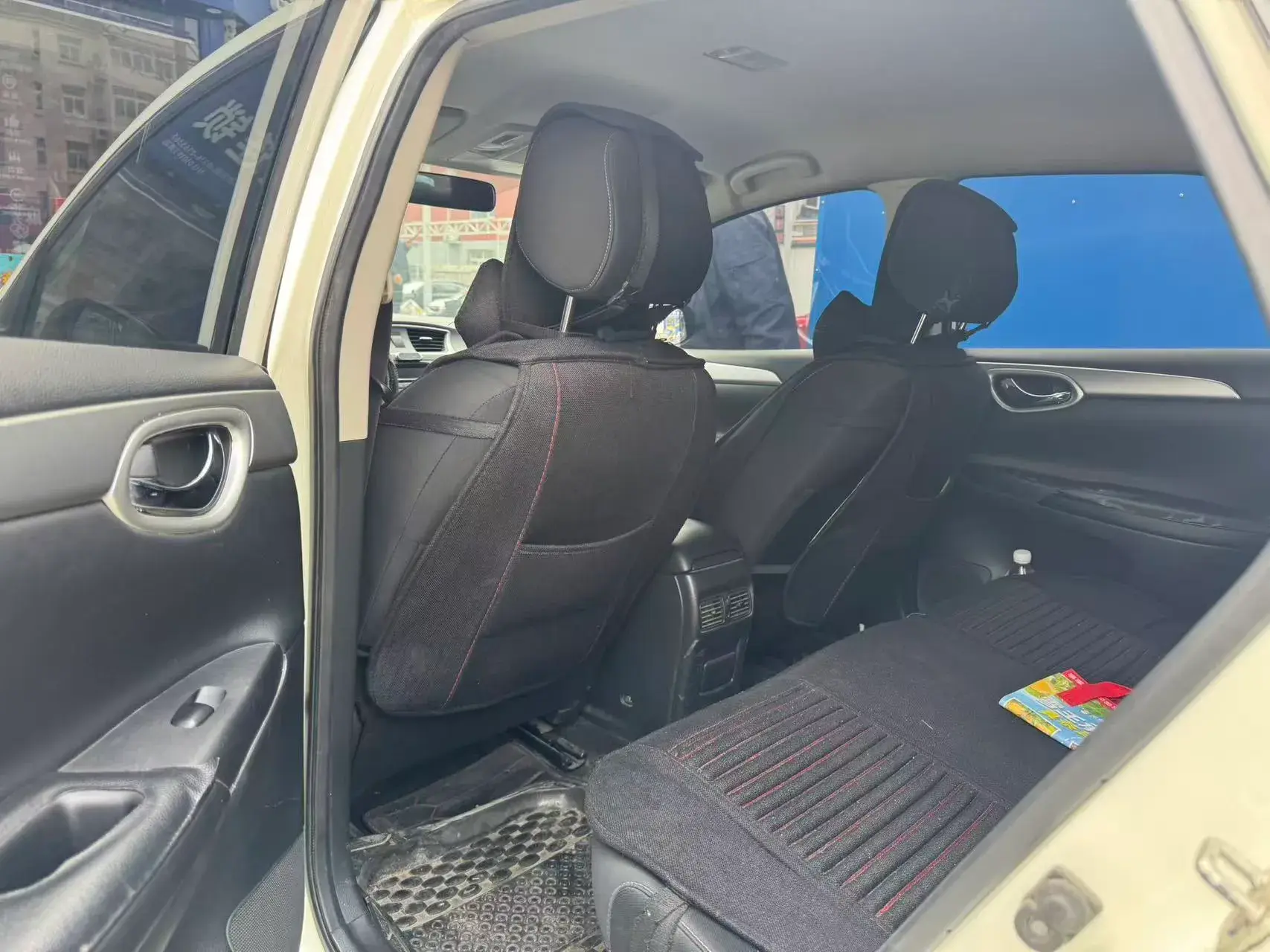 2021 NISSAN SYLPHY thumbnail 4