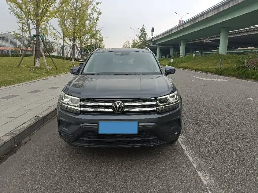 2020 VOLKSWAGEN THARU thumbnail 2