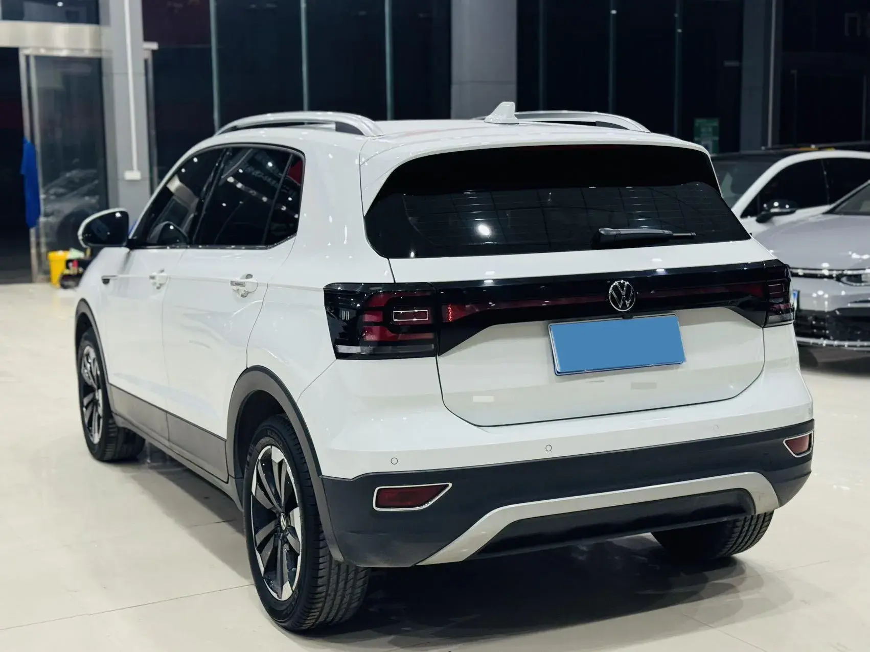 2021 VOLKSWAGEN TACQUA thumbnail 4