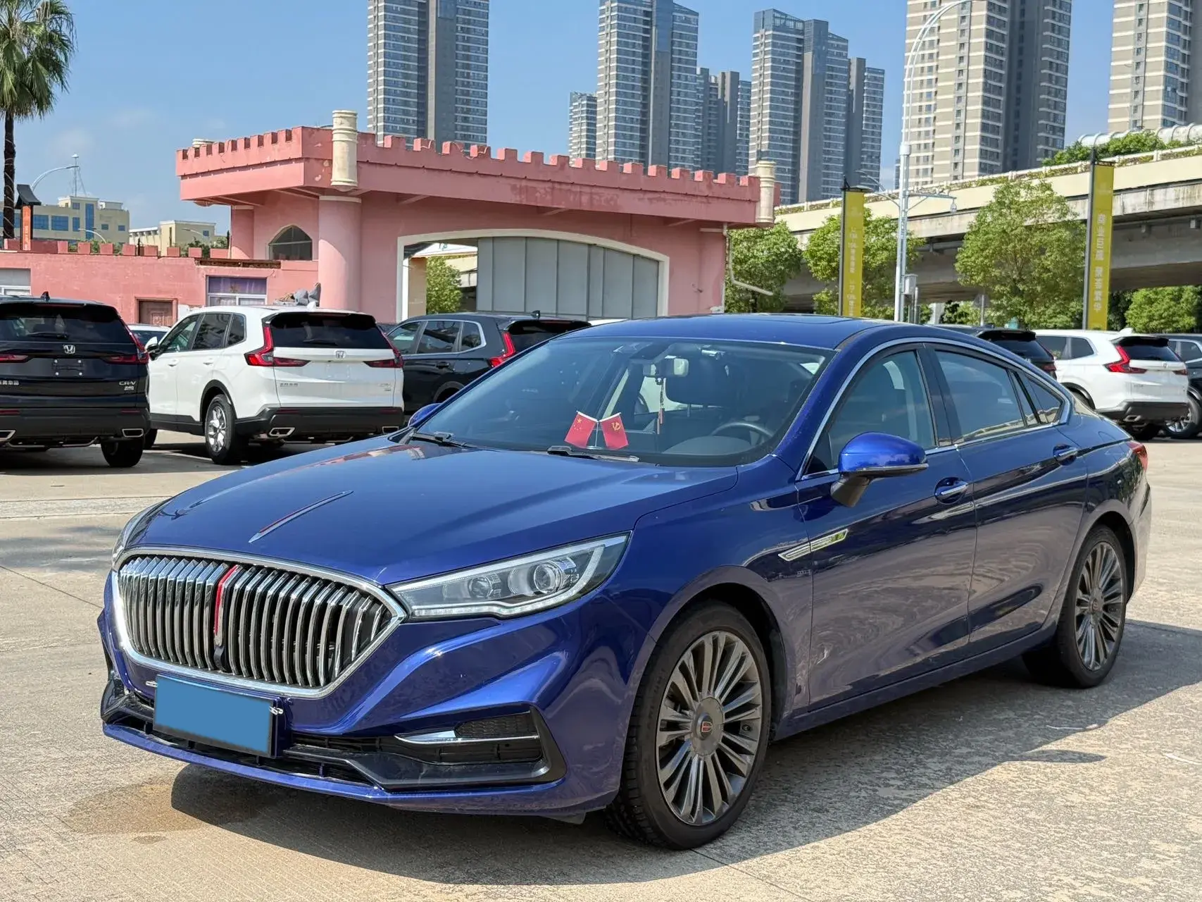 2020 HONGQI H5 view 1