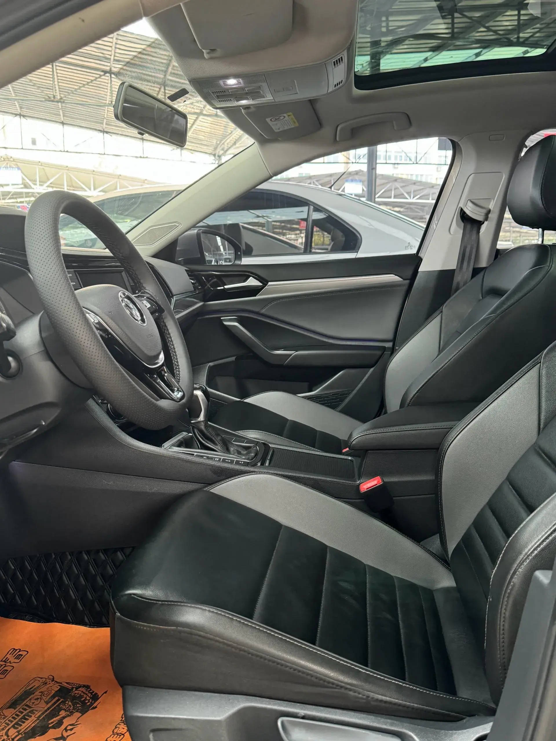 2020 VOLKSWAGEN SAGITAR thumbnail 4