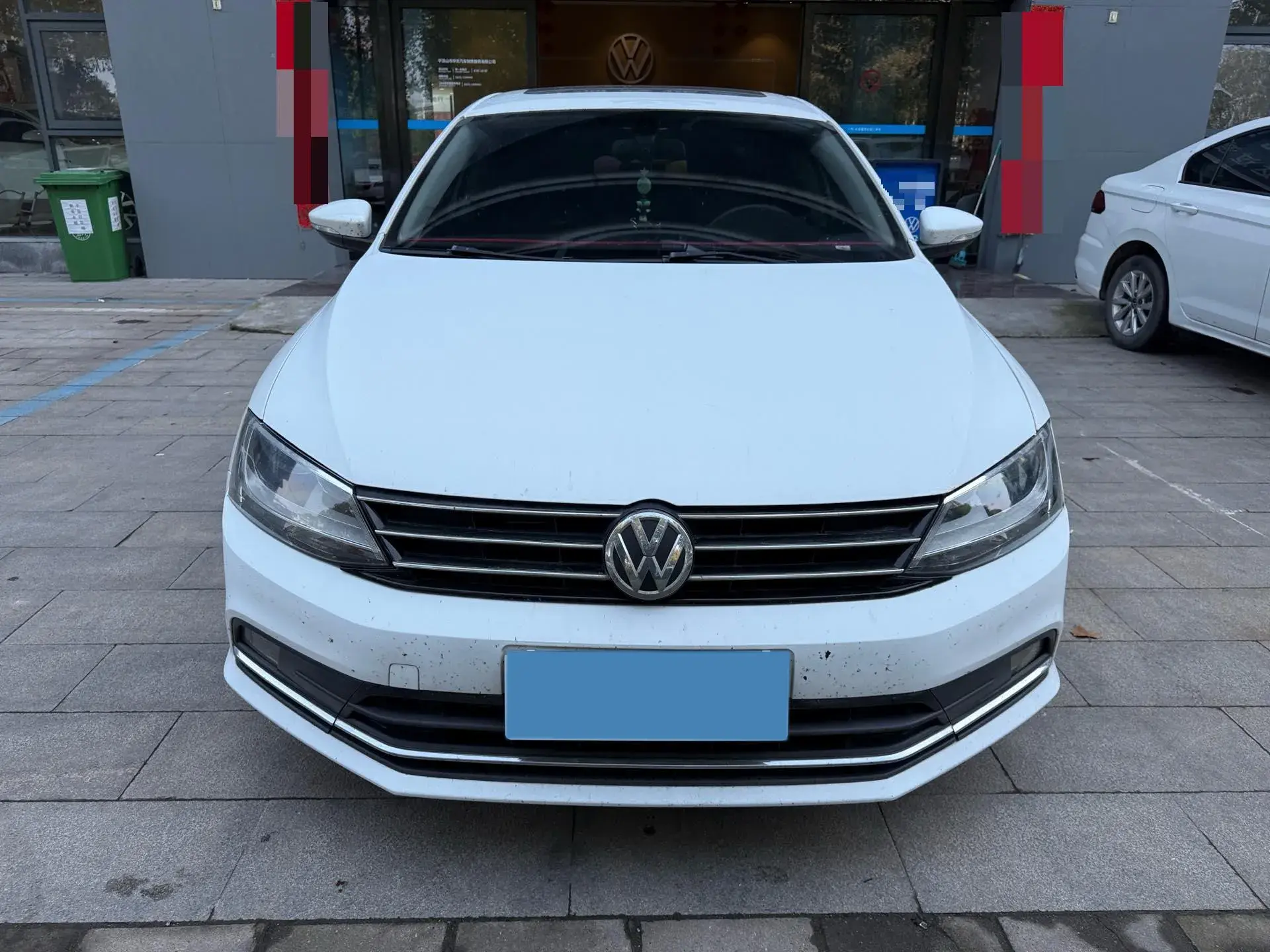 2017 VOLKSWAGEN SAGITAR thumbnail 2