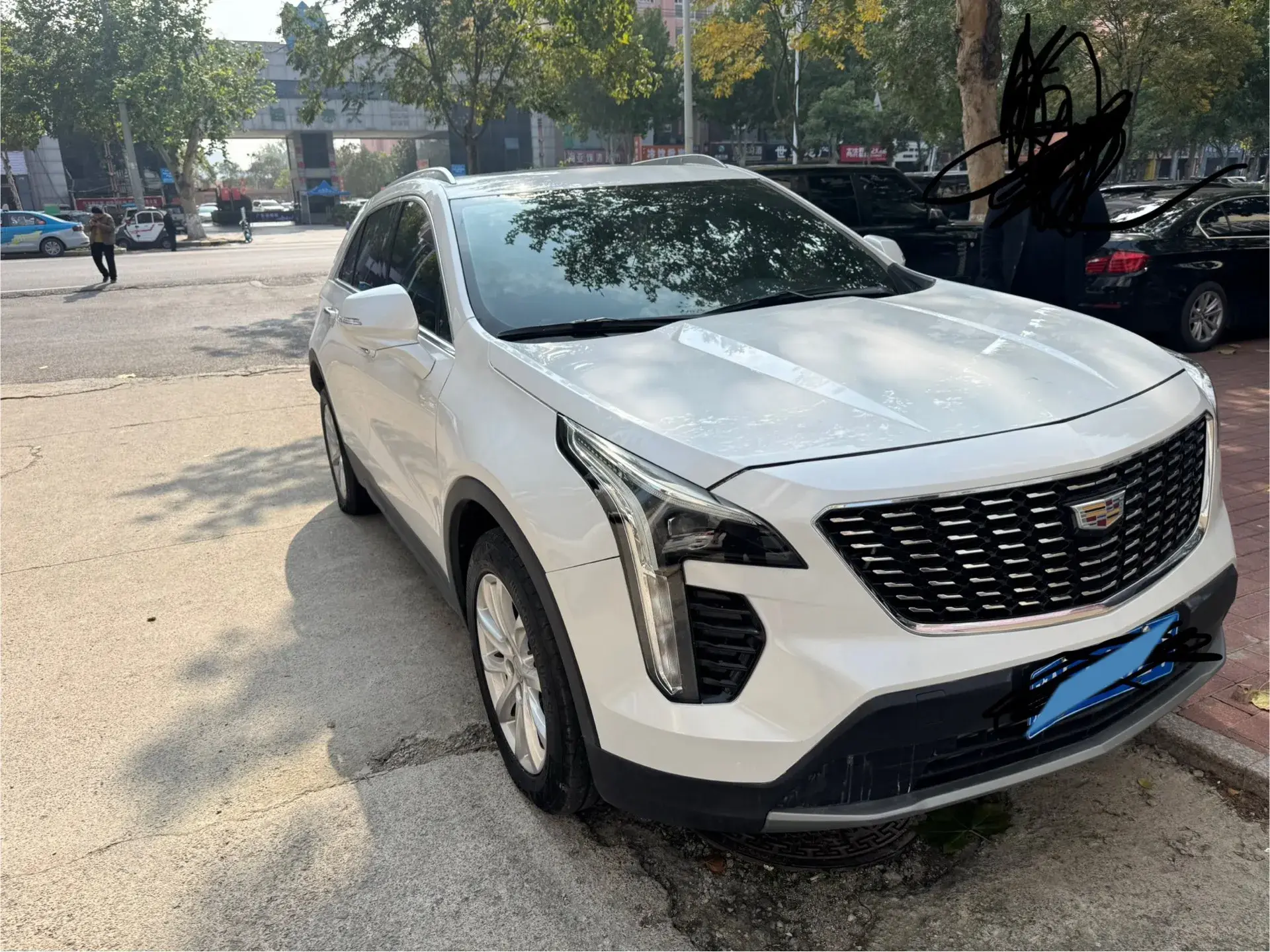 2022 CADILLAC XT4 thumbnail 2