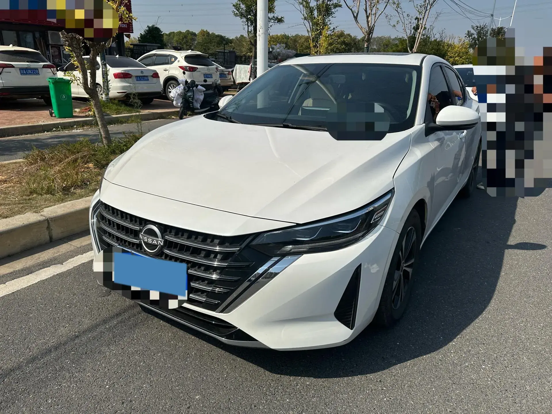 2023 NISSAN SYLPHY view 1