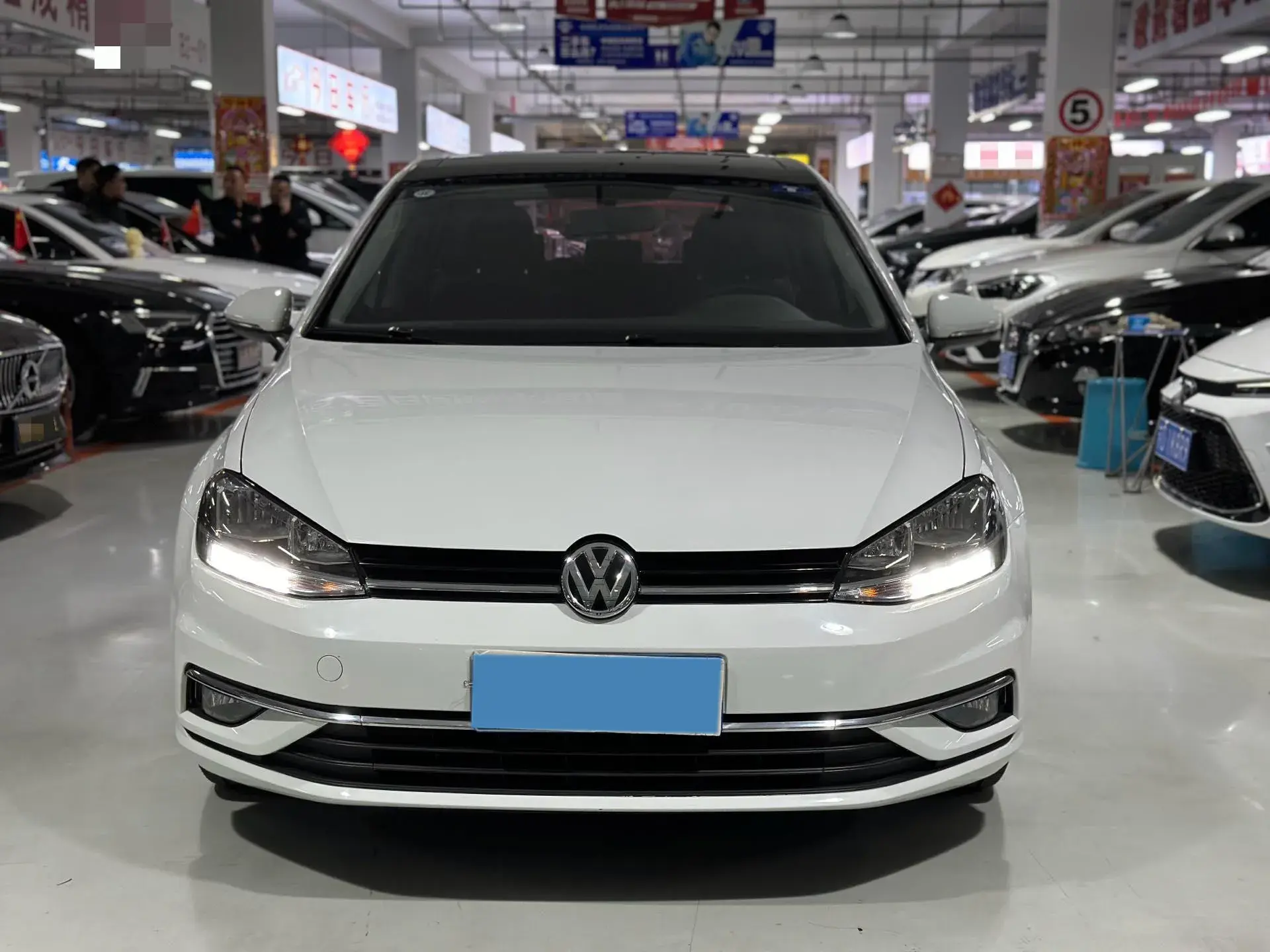 2018 VOLKSWAGEN GOLF thumbnail 2