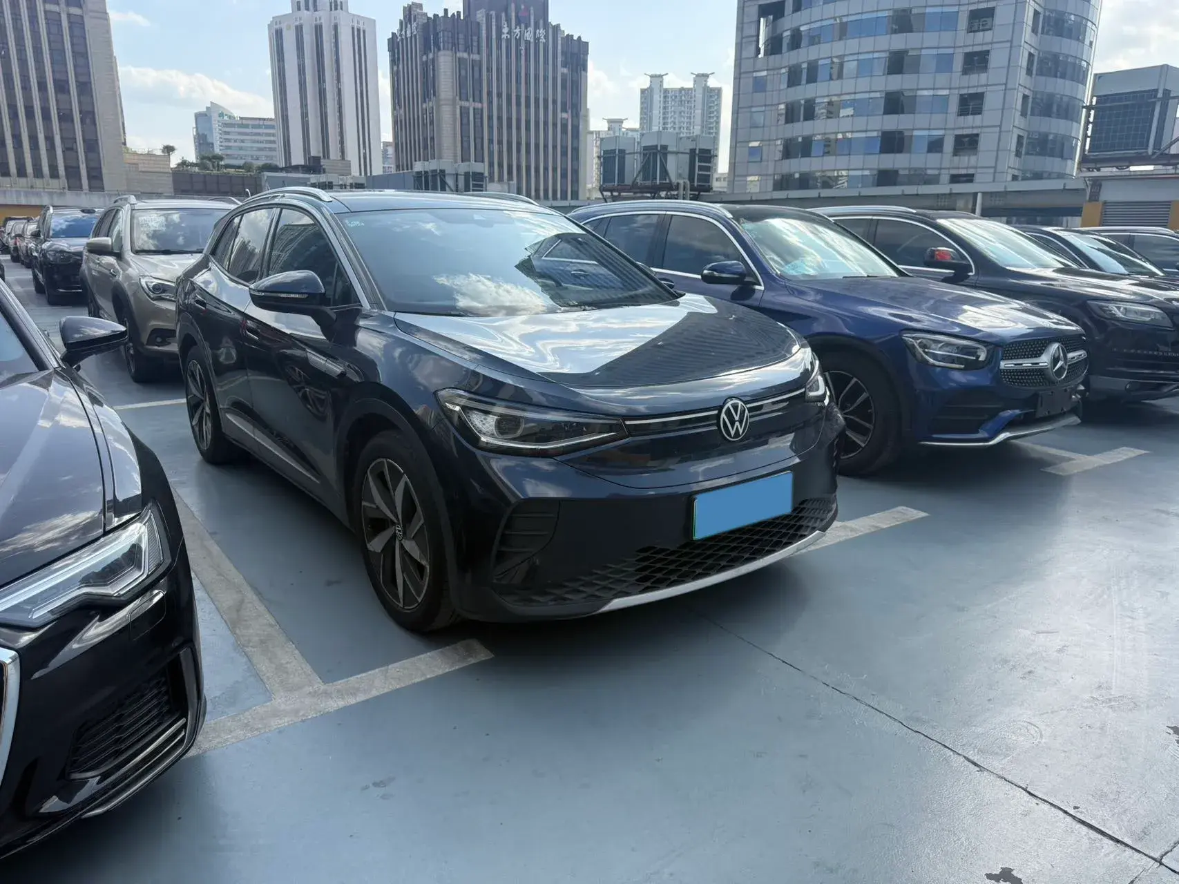 2022 VOLKSWAGEN ID.4 thumbnail 3