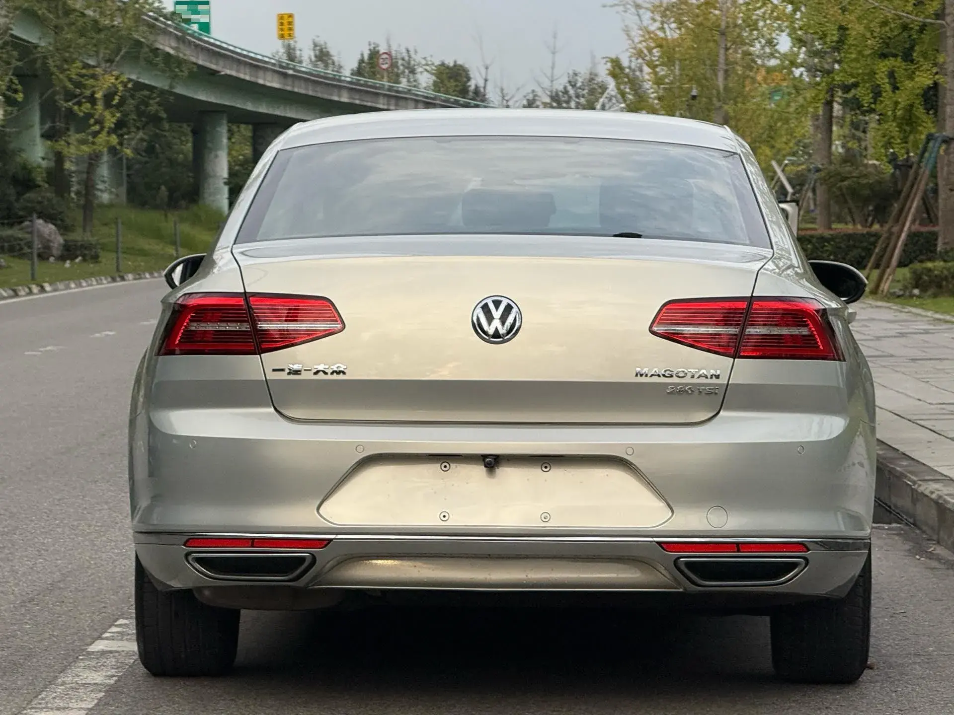 2019 VOLKSWAGEN MAGOTAN thumbnail 4