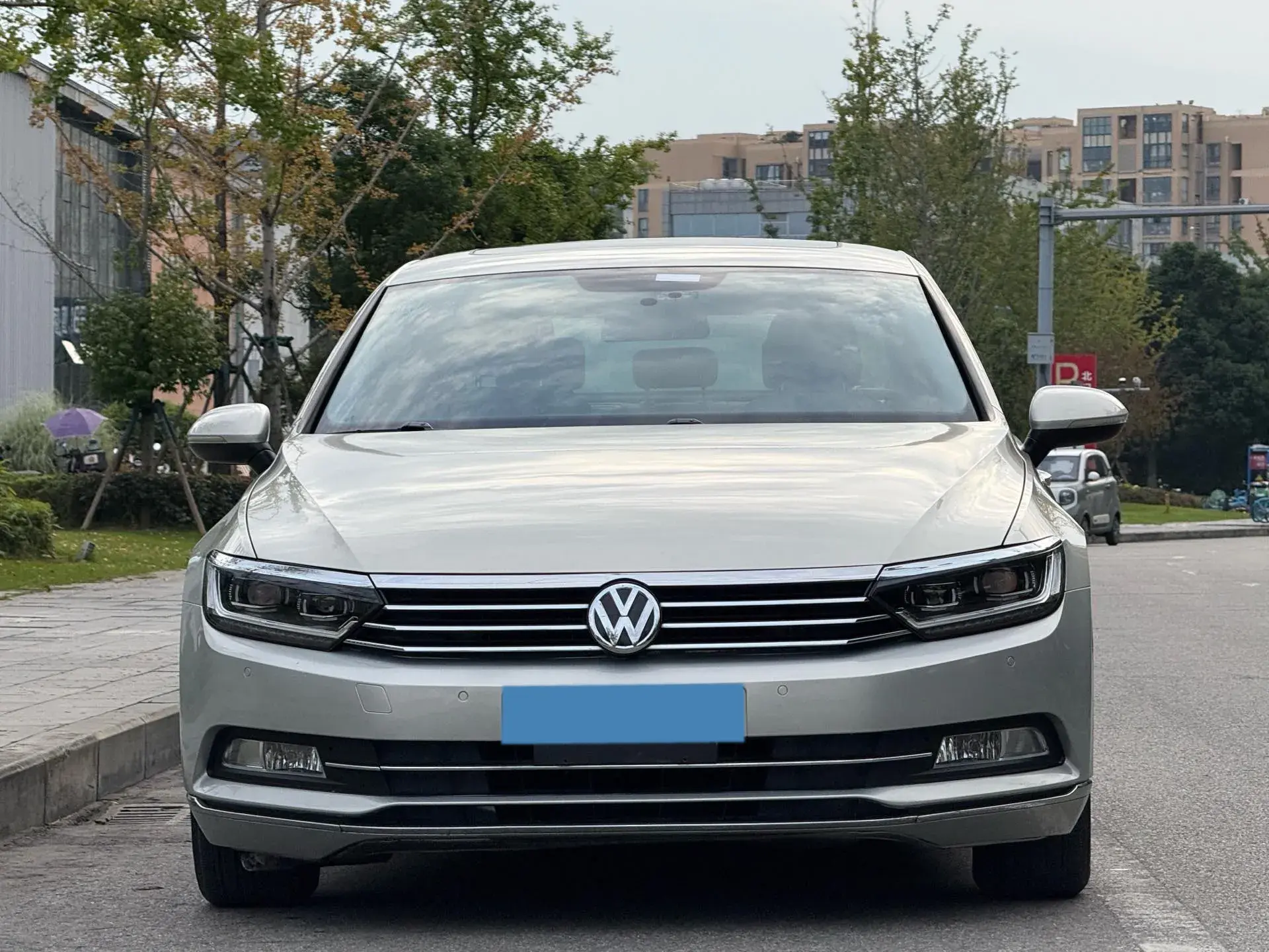 2019 VOLKSWAGEN MAGOTAN thumbnail 2