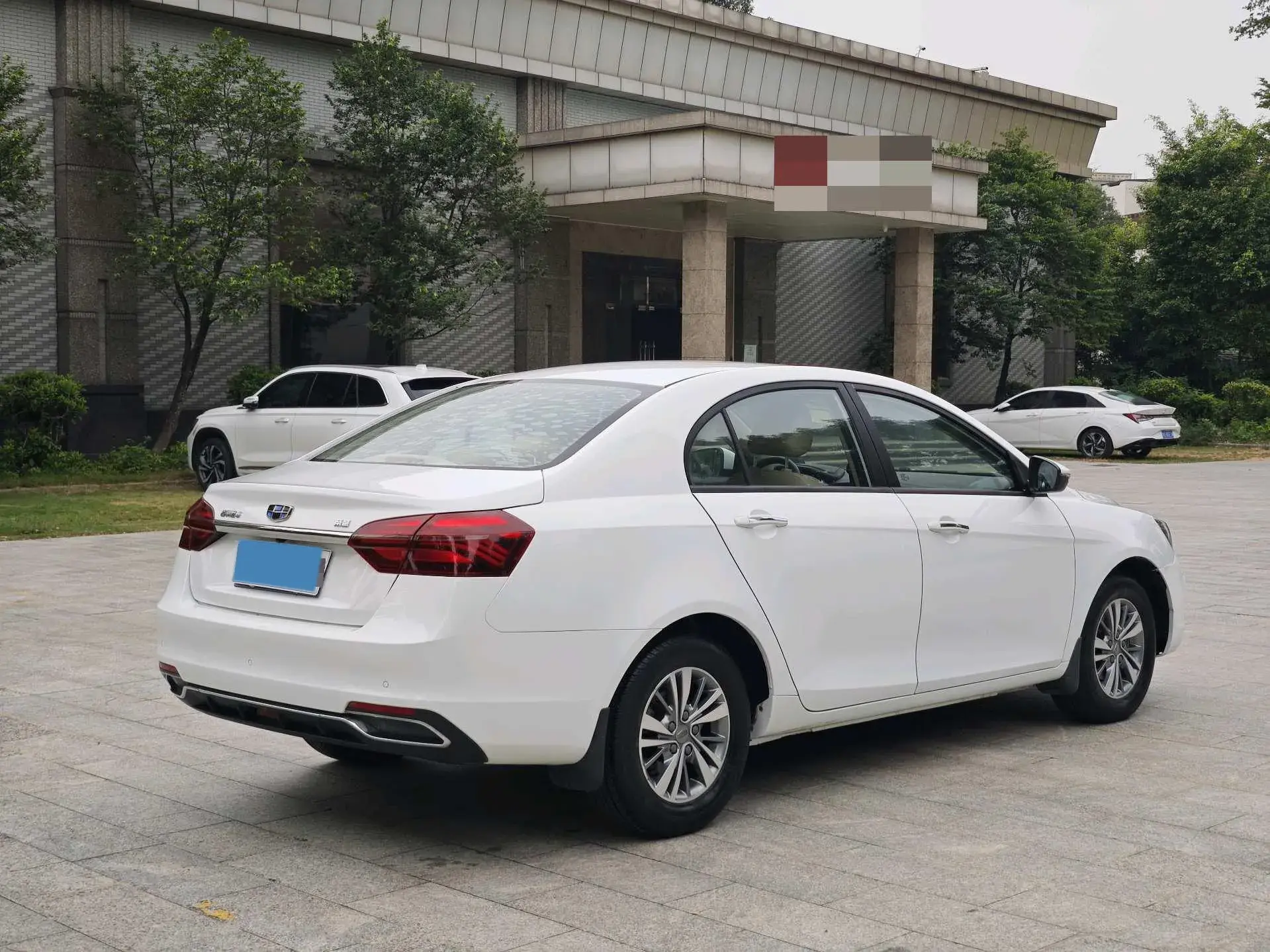 2018 GEELY EMGRAND thumbnail 3