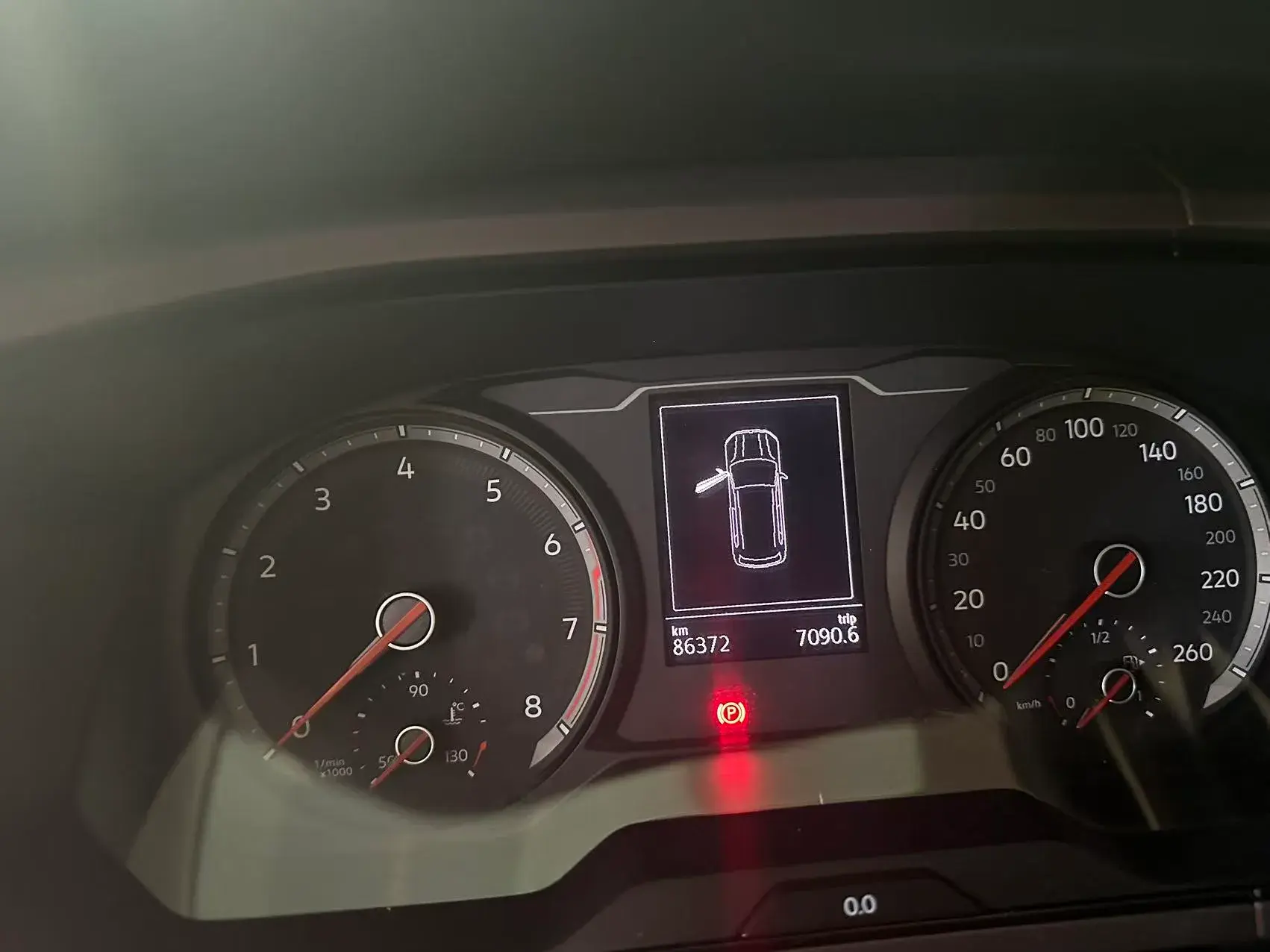 2021 VOLKSWAGEN THARU thumbnail 3