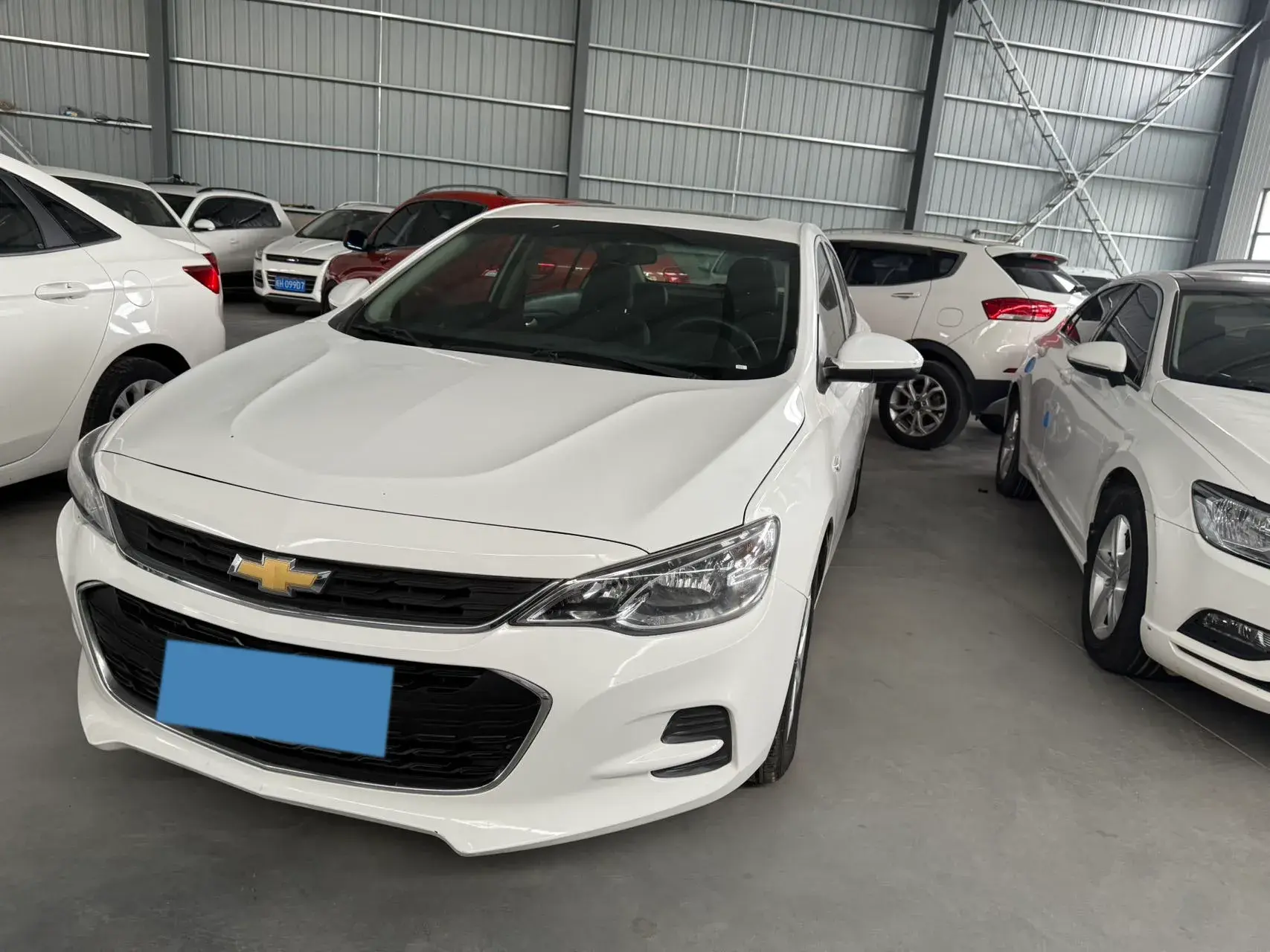 2016 CHEVROLET CAVALIER view 1