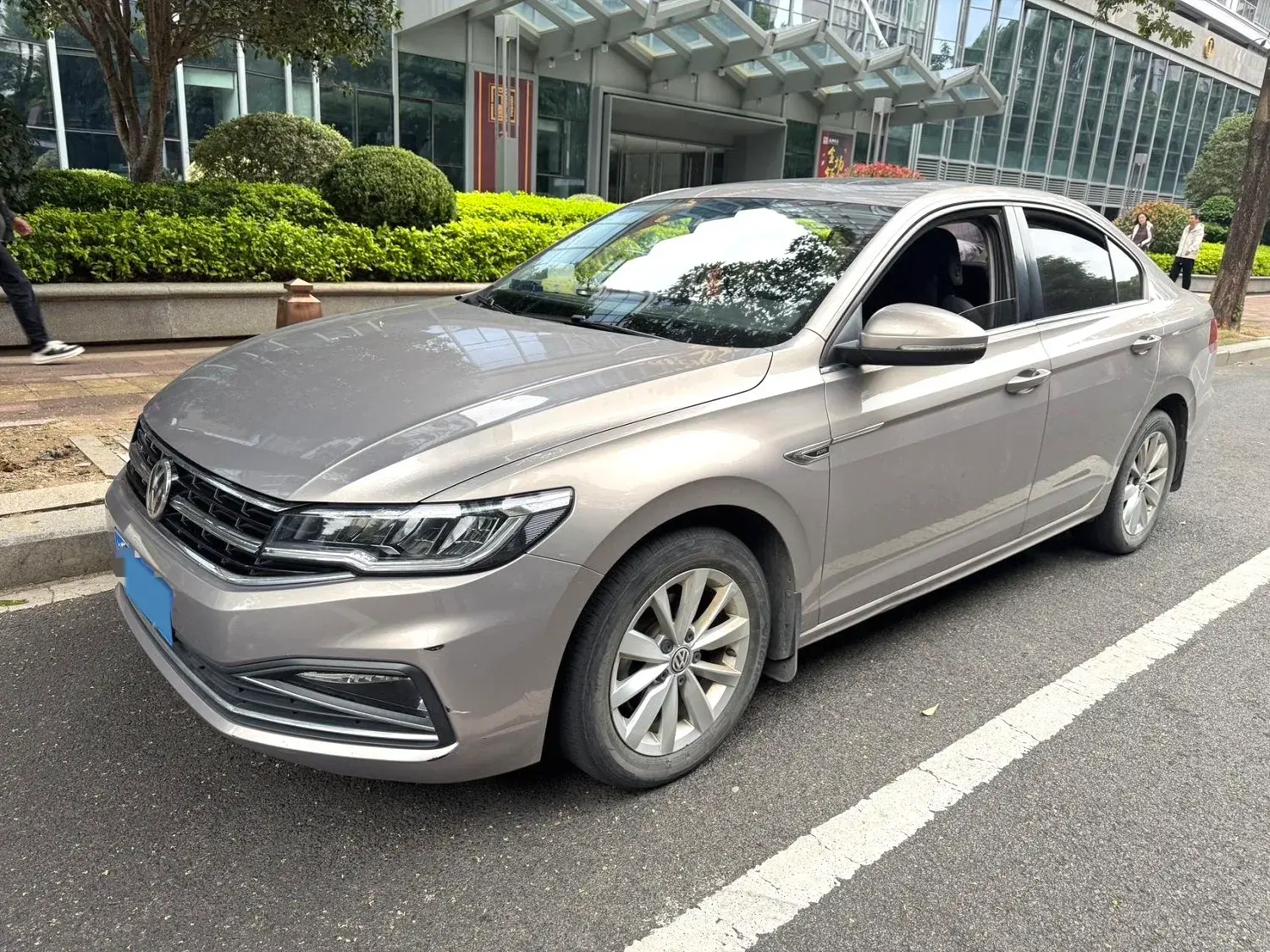 2019 VOLKSWAGEN BORA view 1