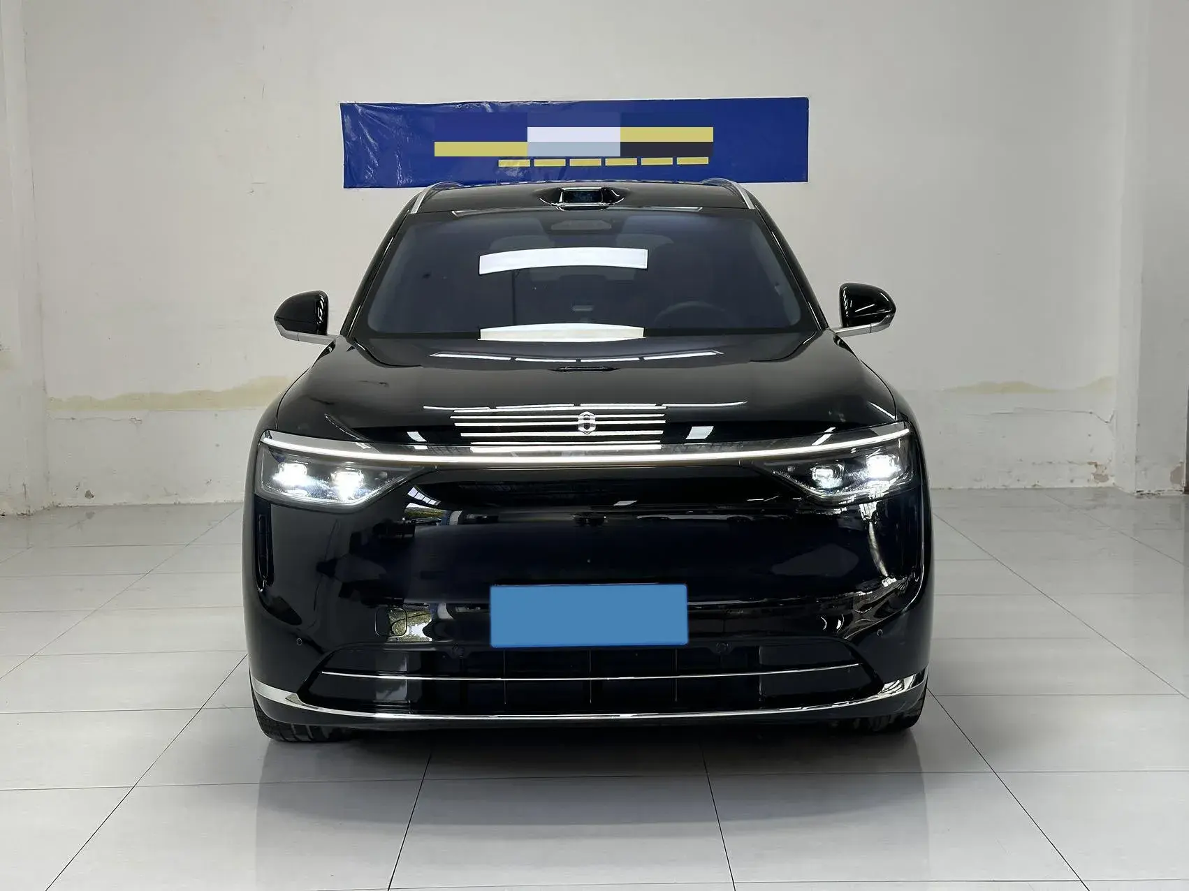 2025 AITO AITO thumbnail 2