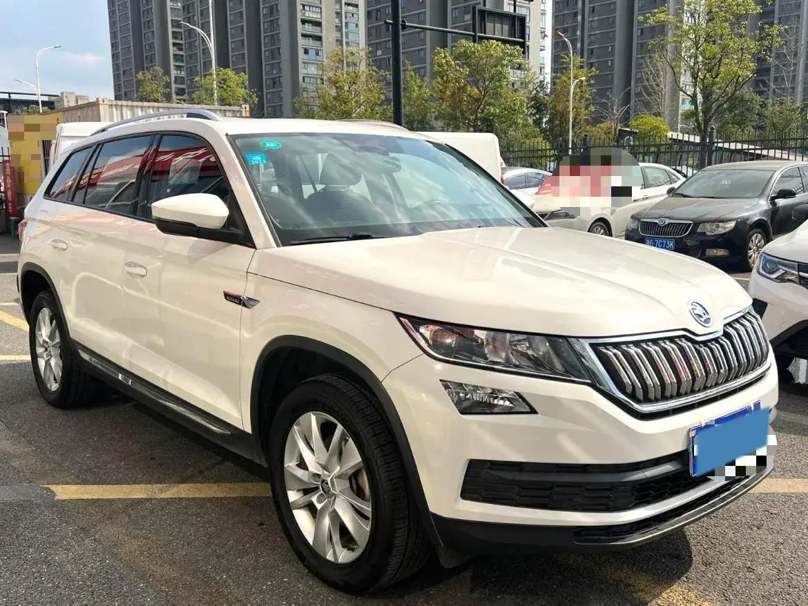 2017 SKODA KODIAK thumbnail 3