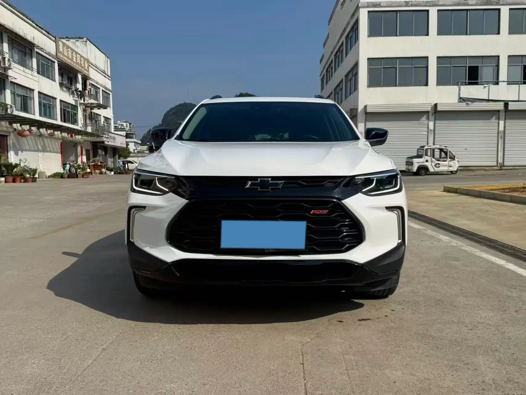 2022 CHEVROLET TRAX thumbnail 2