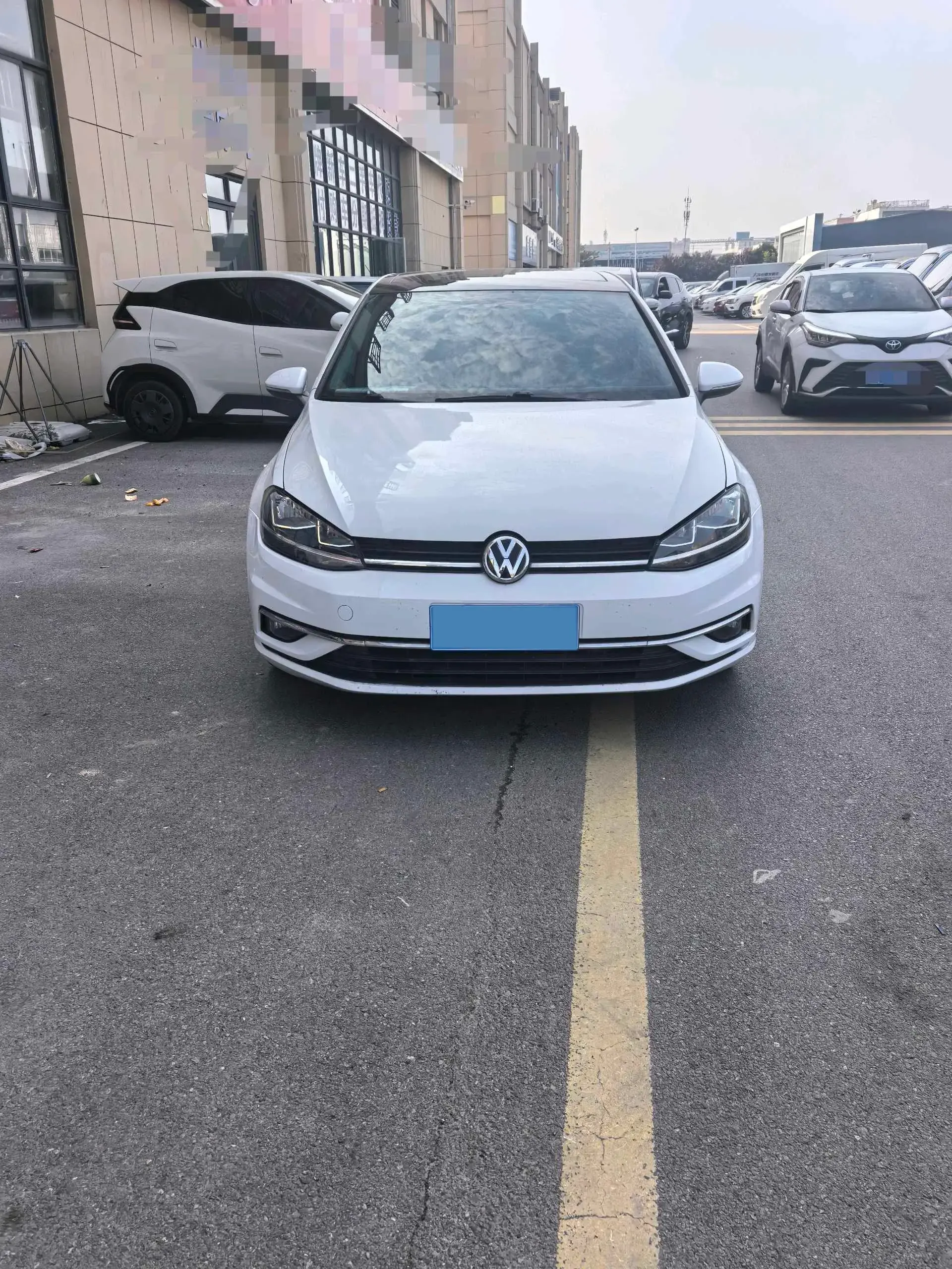 2018 VOLKSWAGEN GOLF thumbnail 2