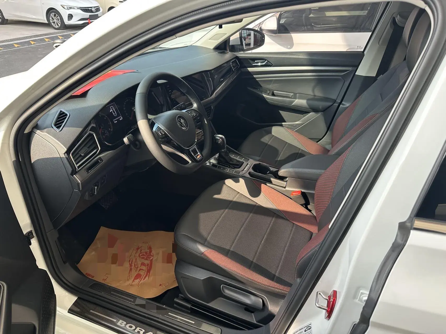 2021 VOLKSWAGEN BORA thumbnail 4