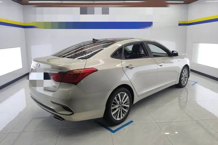 2017 HYUNDAI MISTRA thumbnail 2